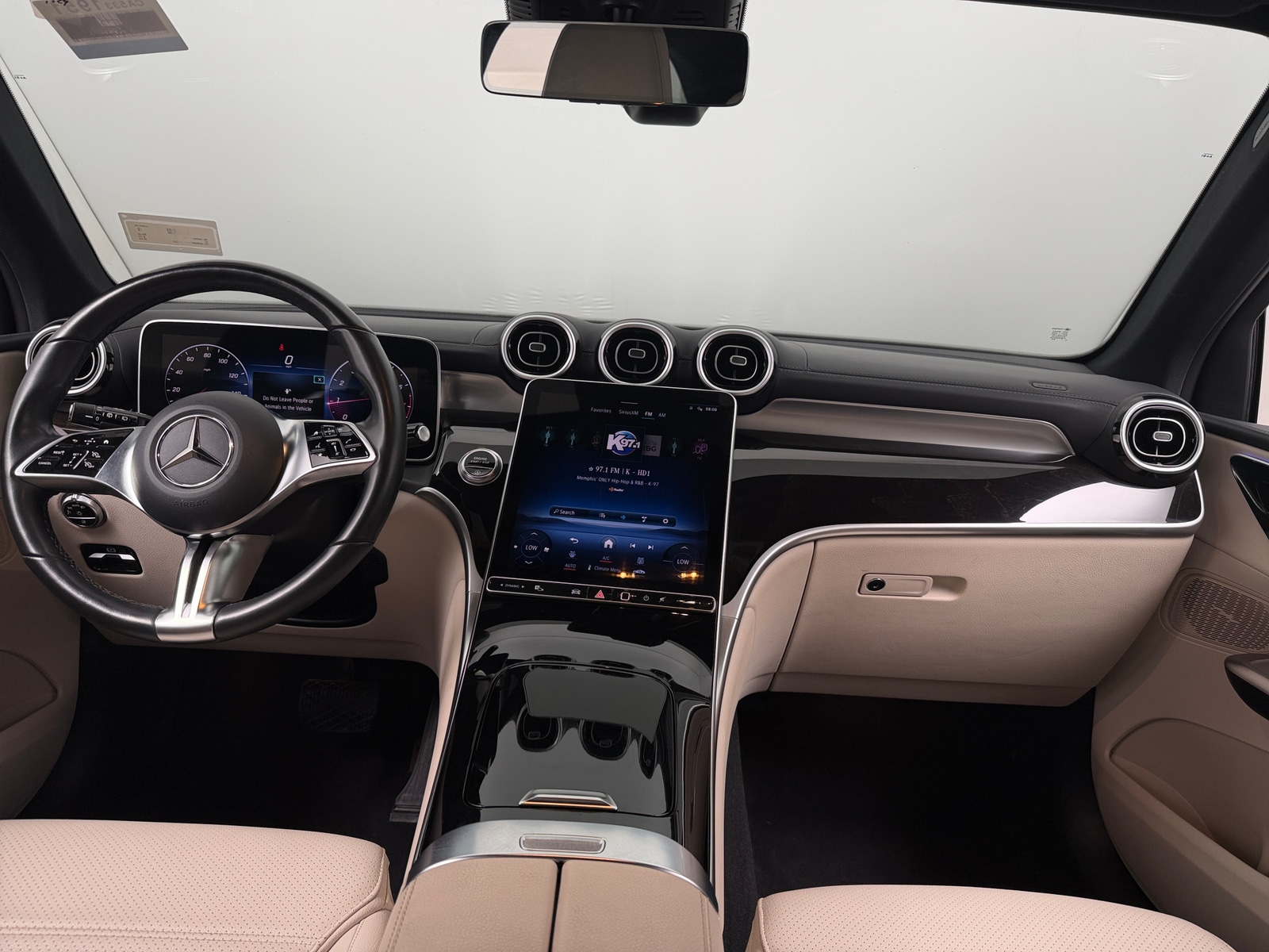 Thumbnail: 2024 Mercedes-Benz GLC - 2