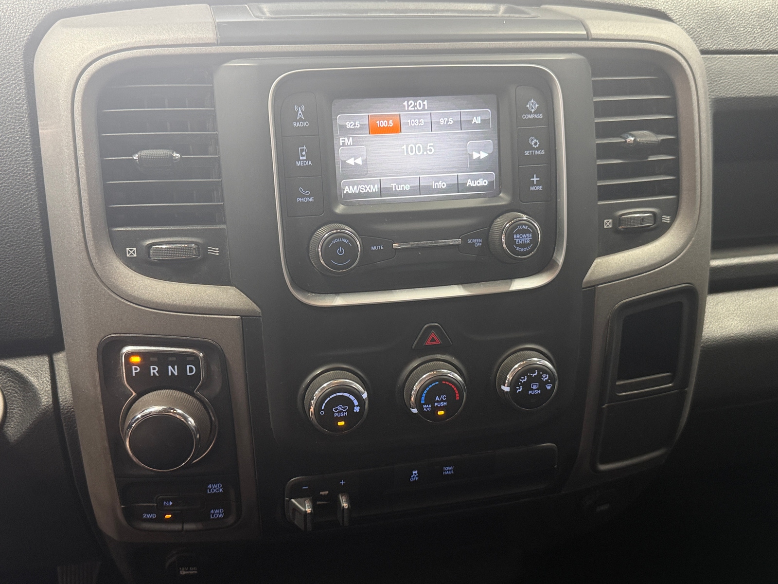 Thumbnail: 2023 RAM 1500 Classic - 4