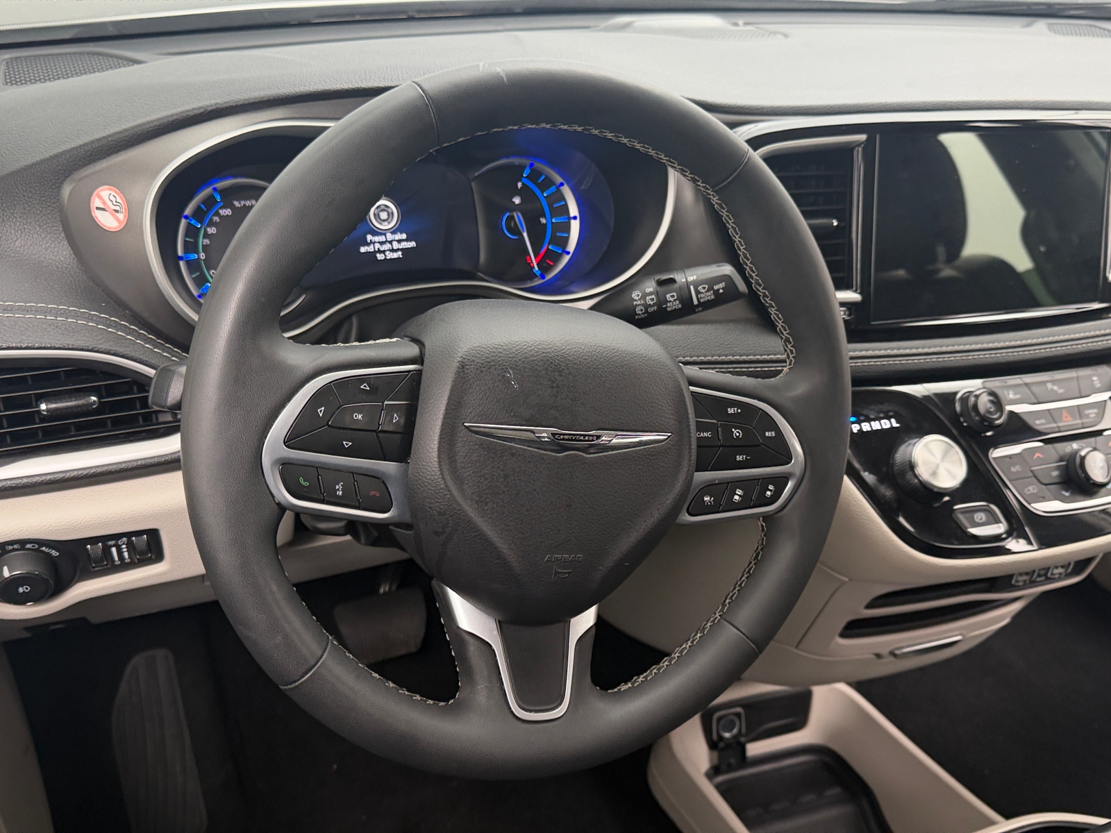 Thumbnail: 2024 Chrysler Pacifica - 4