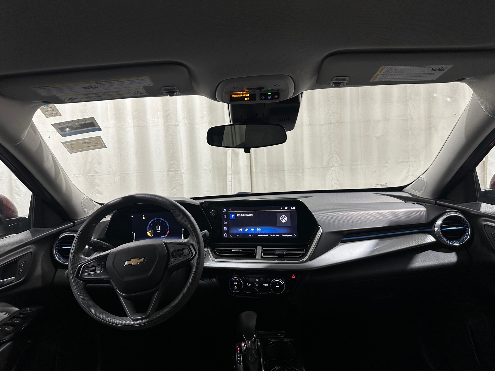 Thumbnail: 2025 Chevrolet Trax - 2