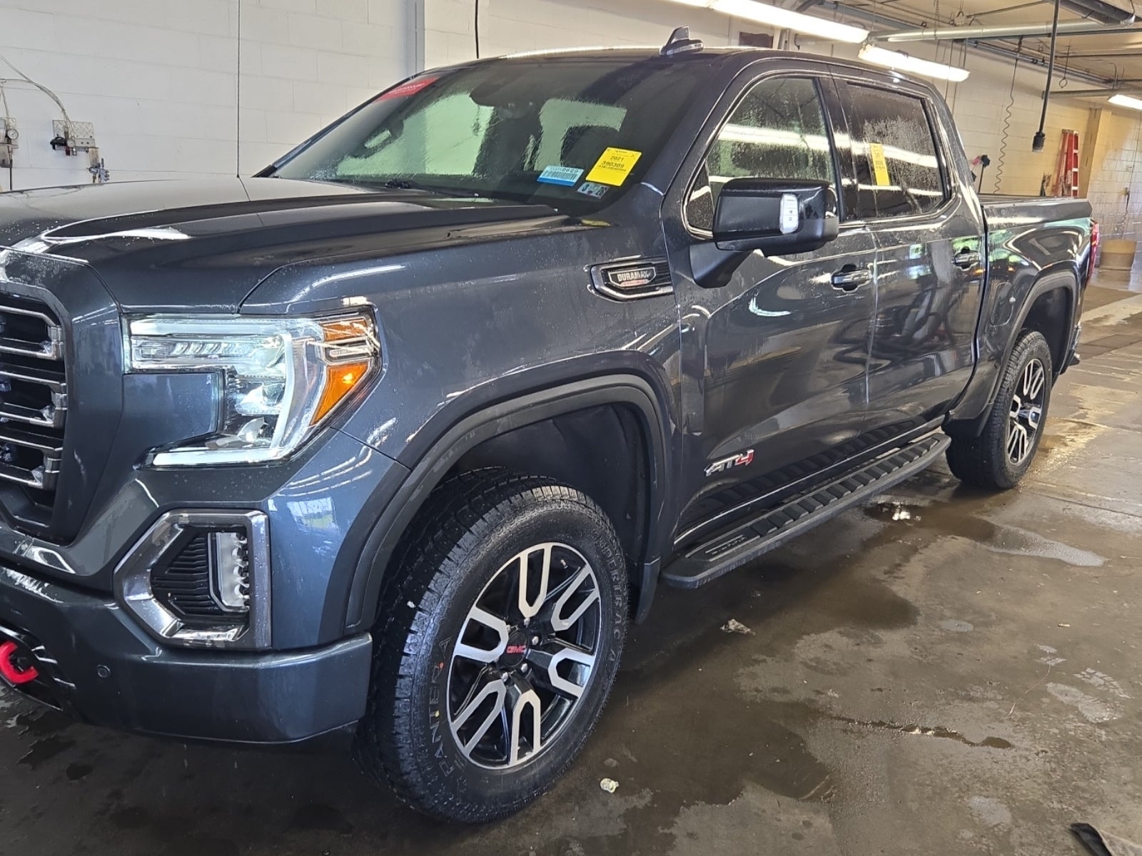 2021 GMC Sierra 1500 4WD Crew Cab 147" AT4