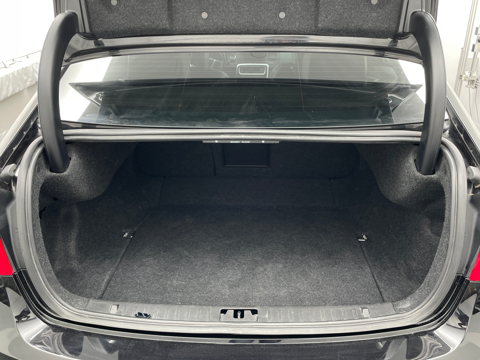 Thumbnail: 2018 Volvo S60 - 6
