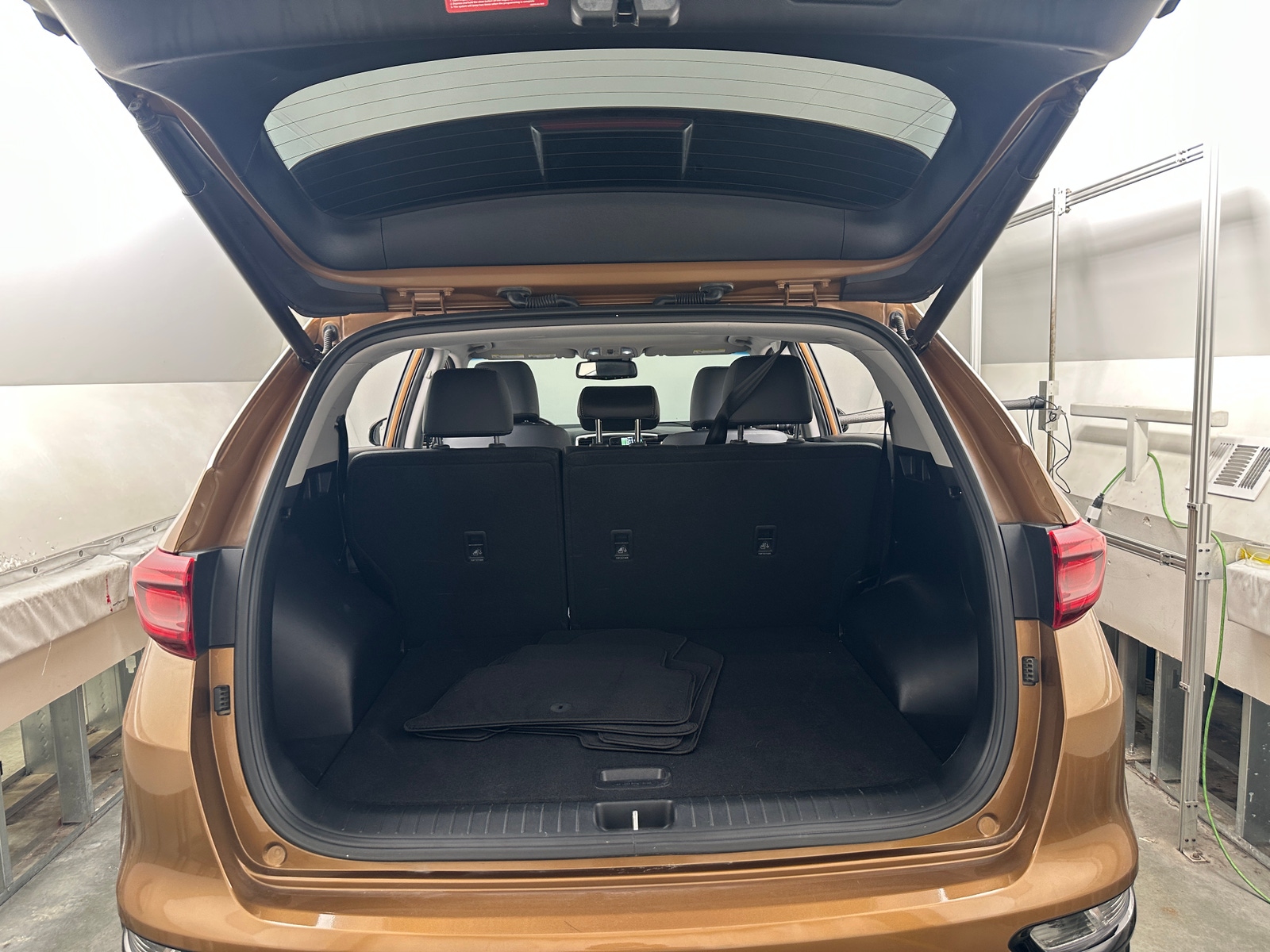 Thumbnail: 2020 Kia Sportage - 6