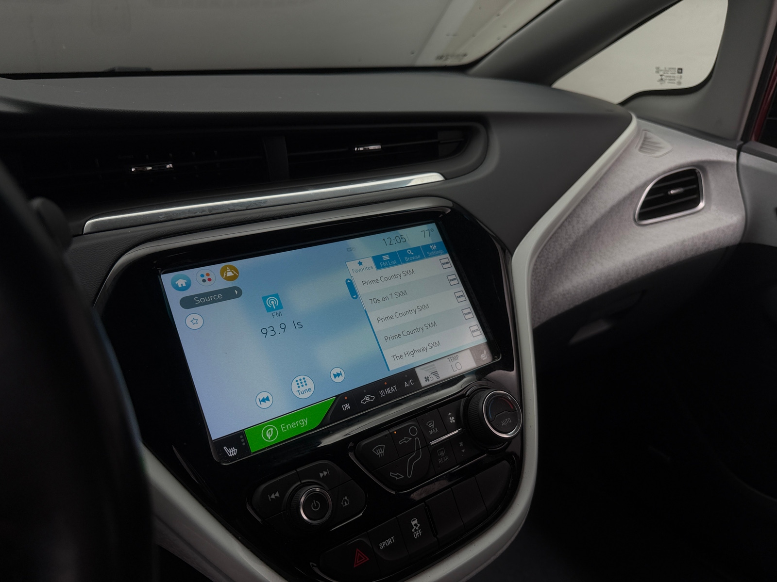 Thumbnail: 2020 Chevrolet Bolt EV - 3