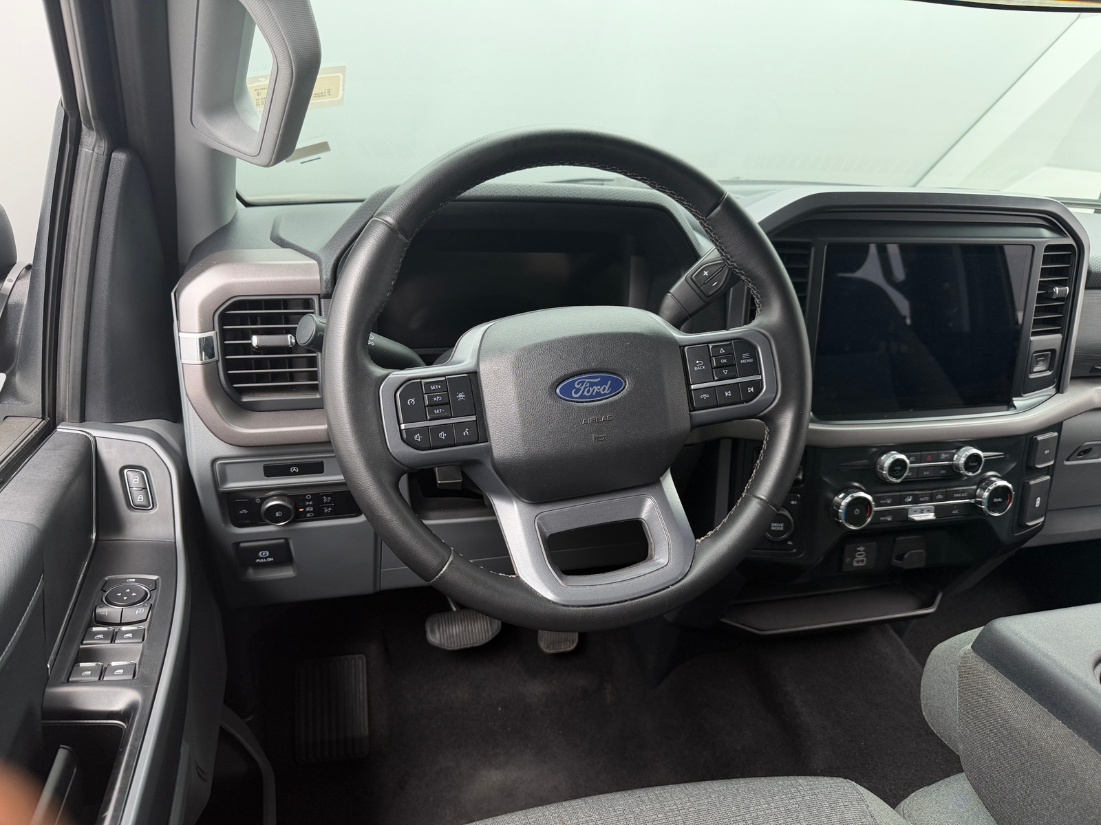 Thumbnail: 2025 Ford Econoline - 5