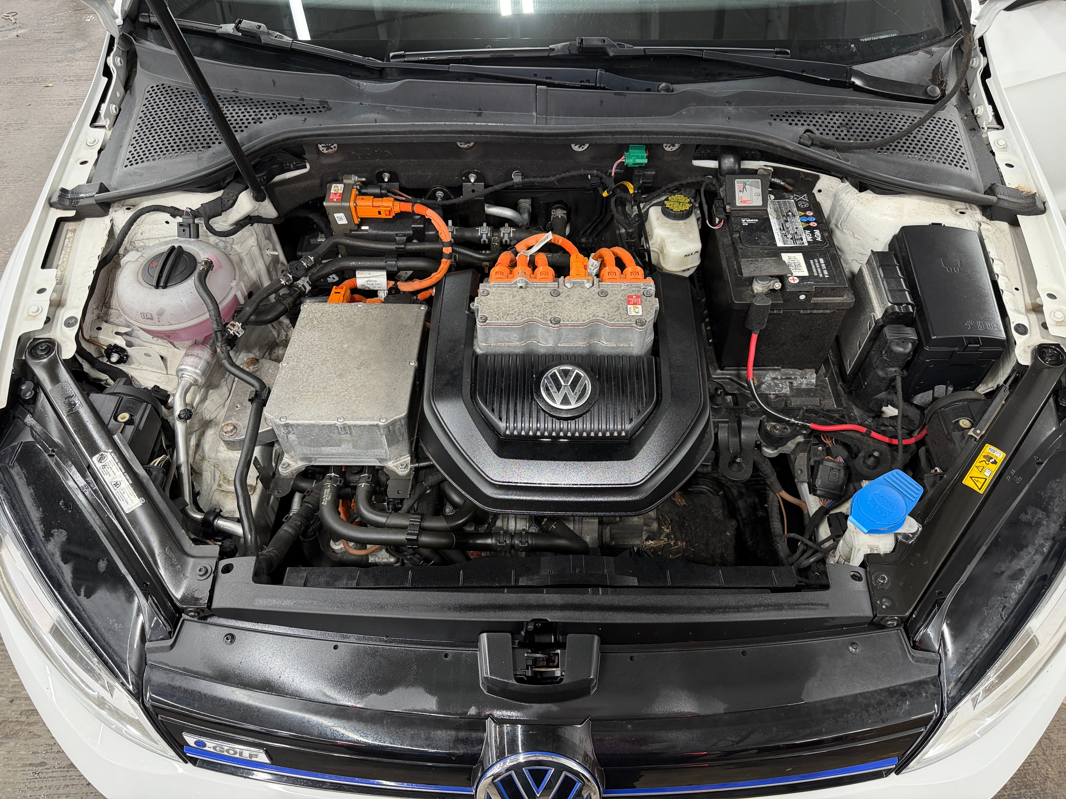 2016 Volkswagen e-Golf SE