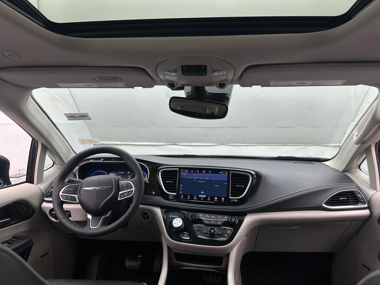 Thumbnail: 2022 Chrysler Pacifica - 2
