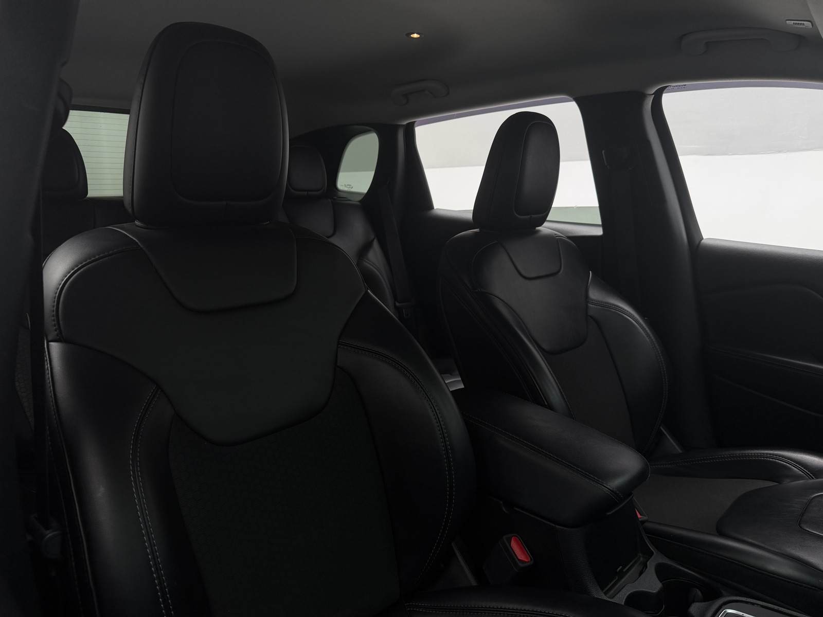 Thumbnail: 2019 Jeep Cherokee - 2