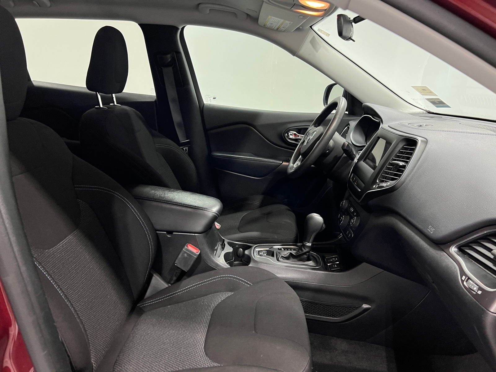 Thumbnail: 2020 Jeep Cherokee - 2