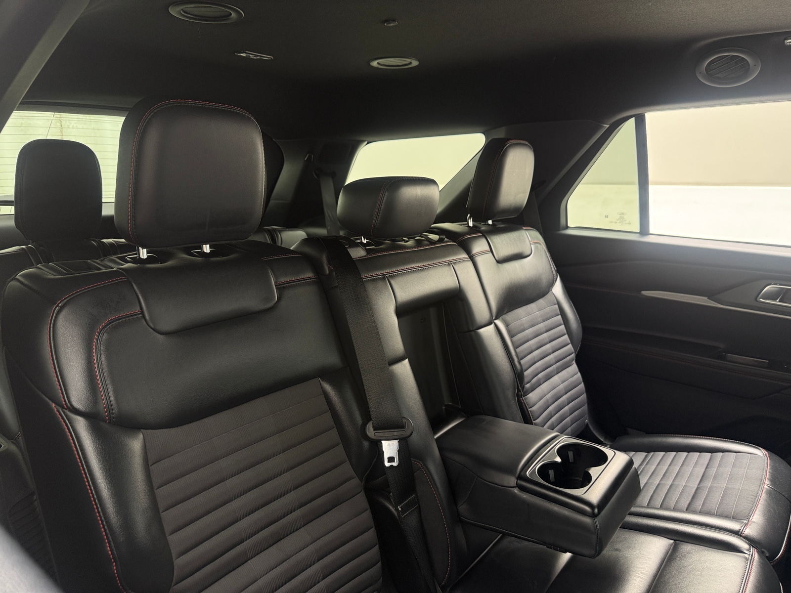 Thumbnail: 2025 Ford Explorer - 5