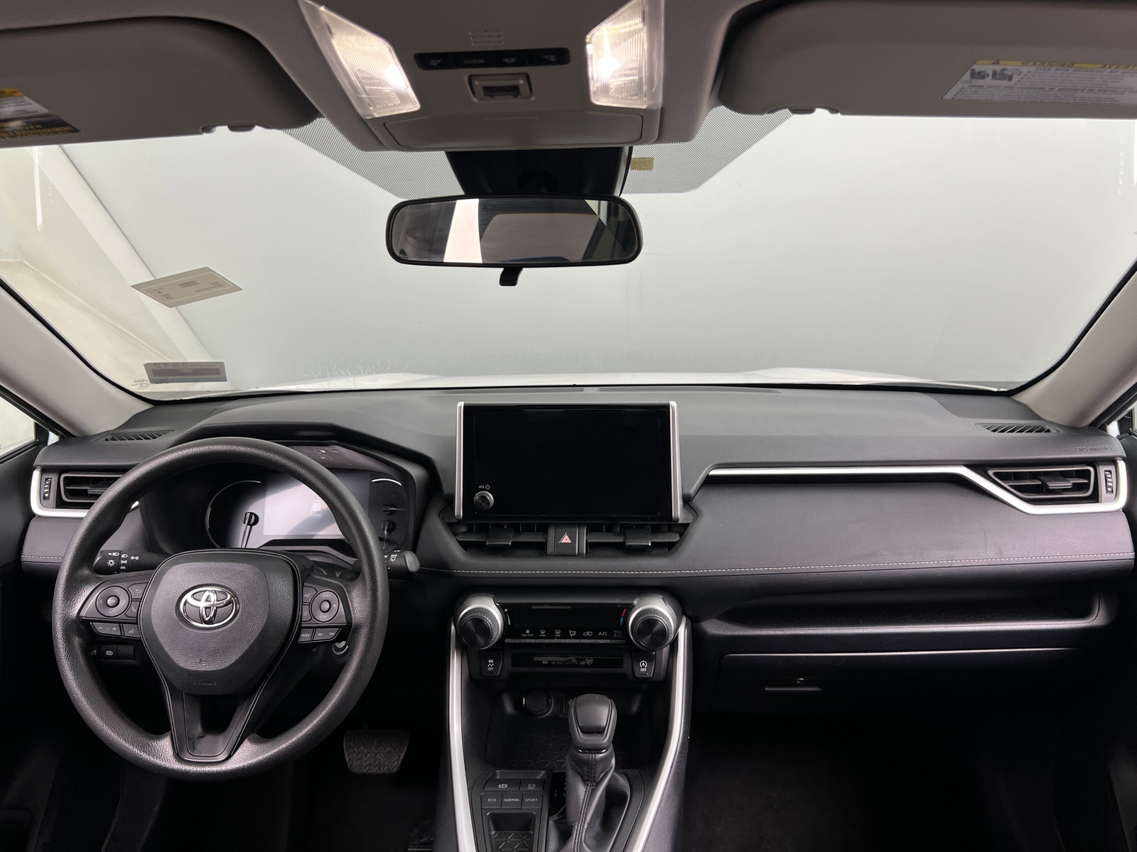 Thumbnail: 2025 Toyota RAV4 - 3