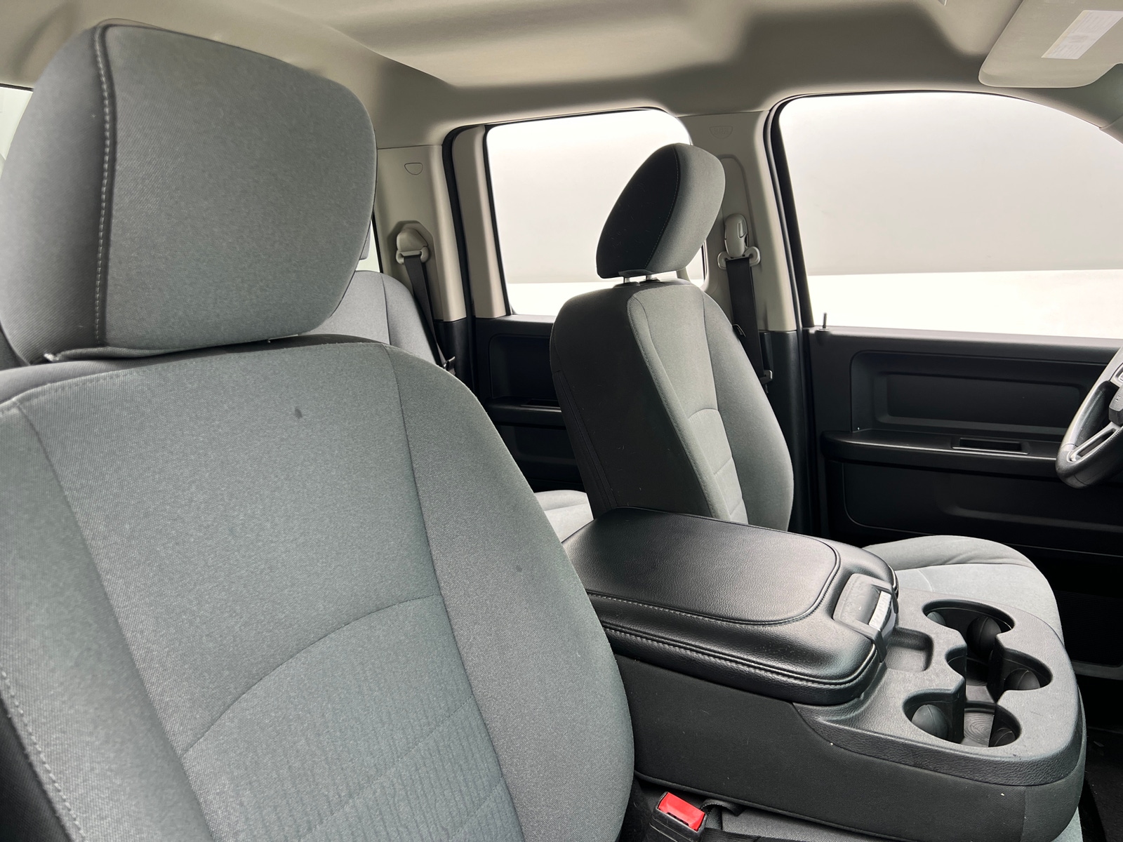 Thumbnail: 2021 RAM 1500 Classic - 2