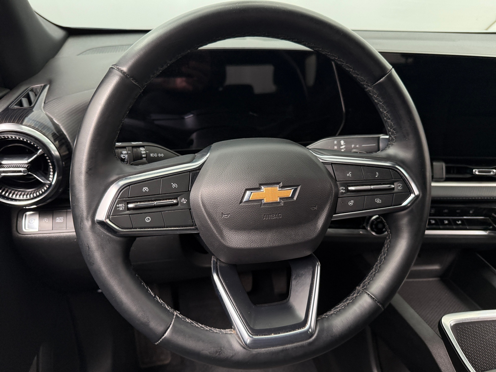 Thumbnail: 2025 Chevrolet Equinox - 5