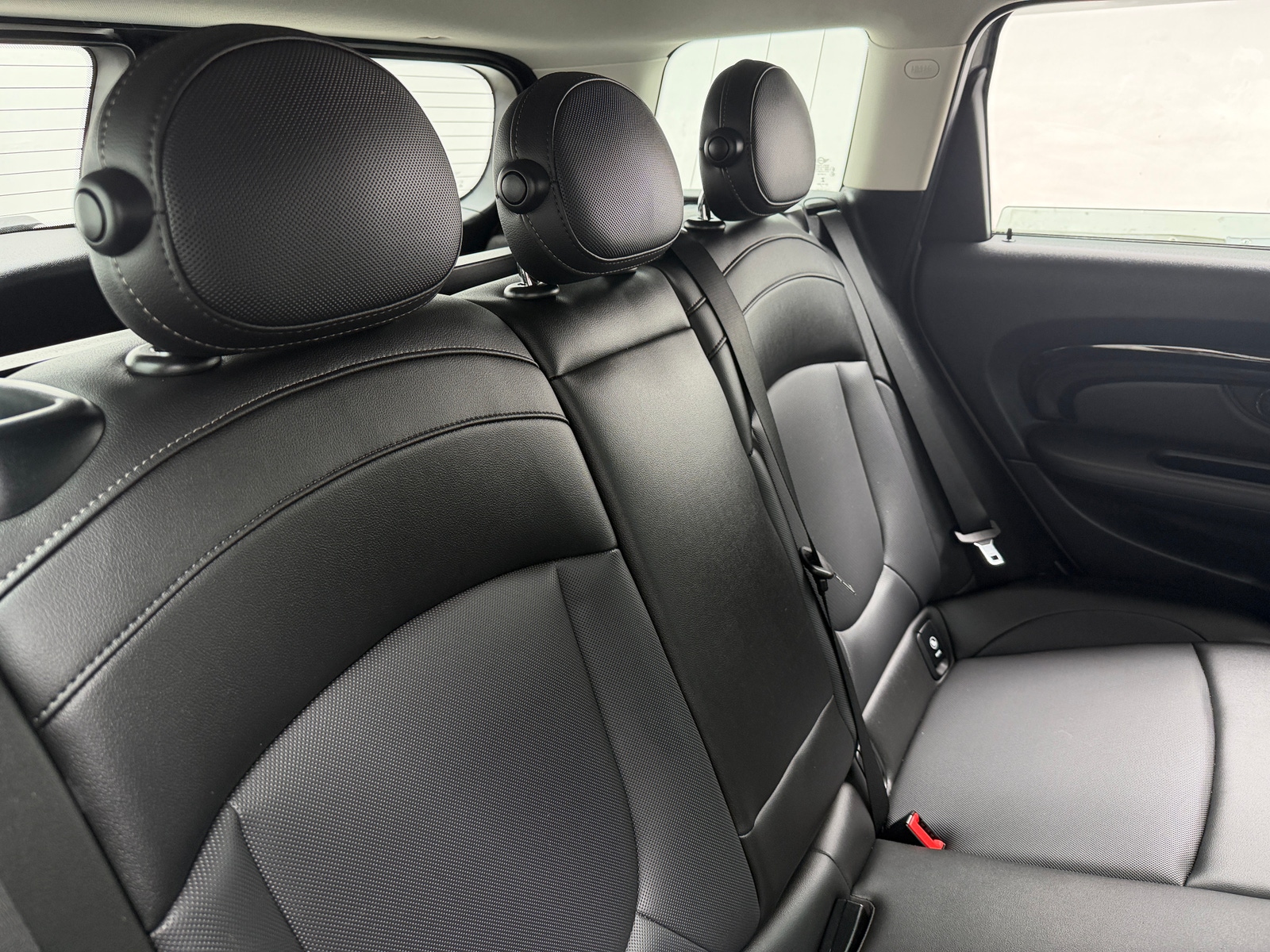 Thumbnail: 2019 MINI Cooper Clubman - 5