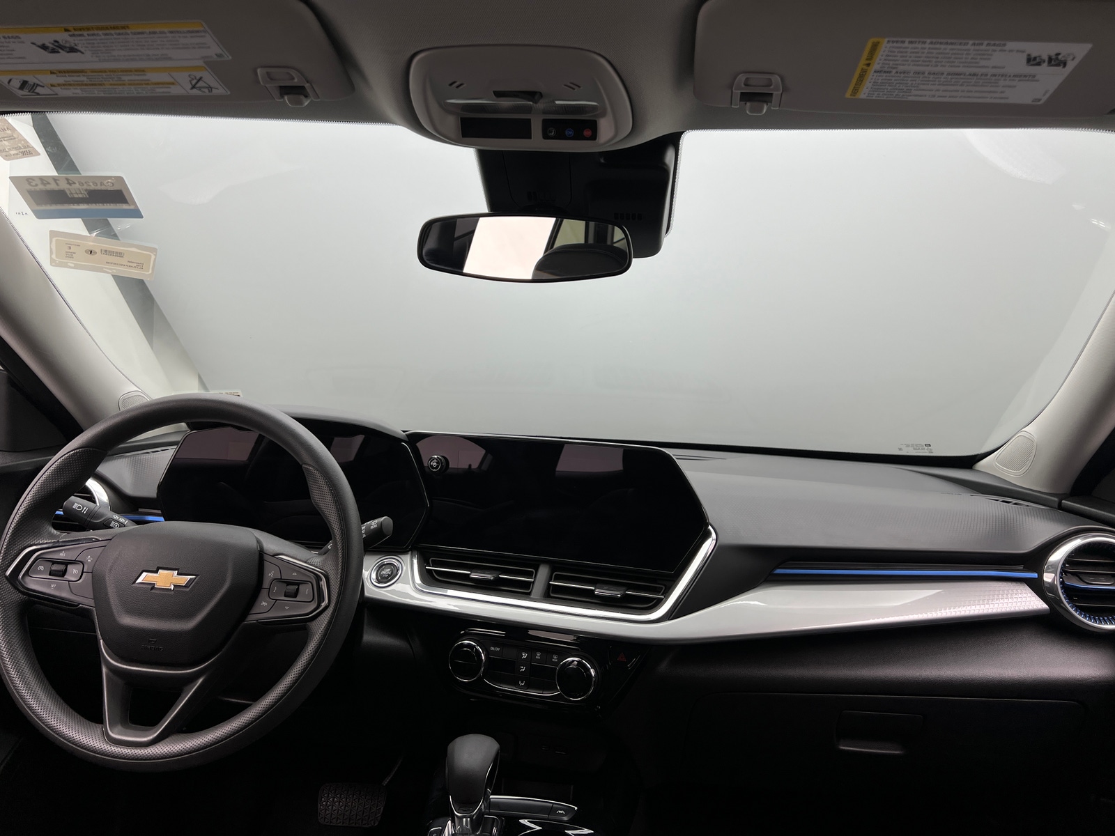 Thumbnail: 2025 Chevrolet Trax - 2