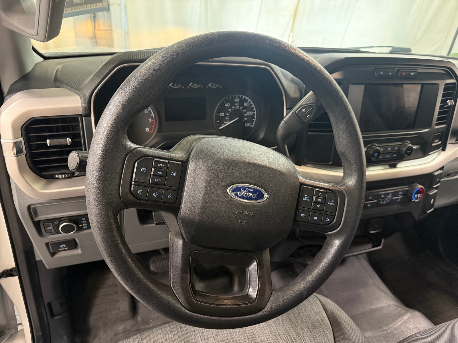 Thumbnail: 2021 Ford Econoline - 5
