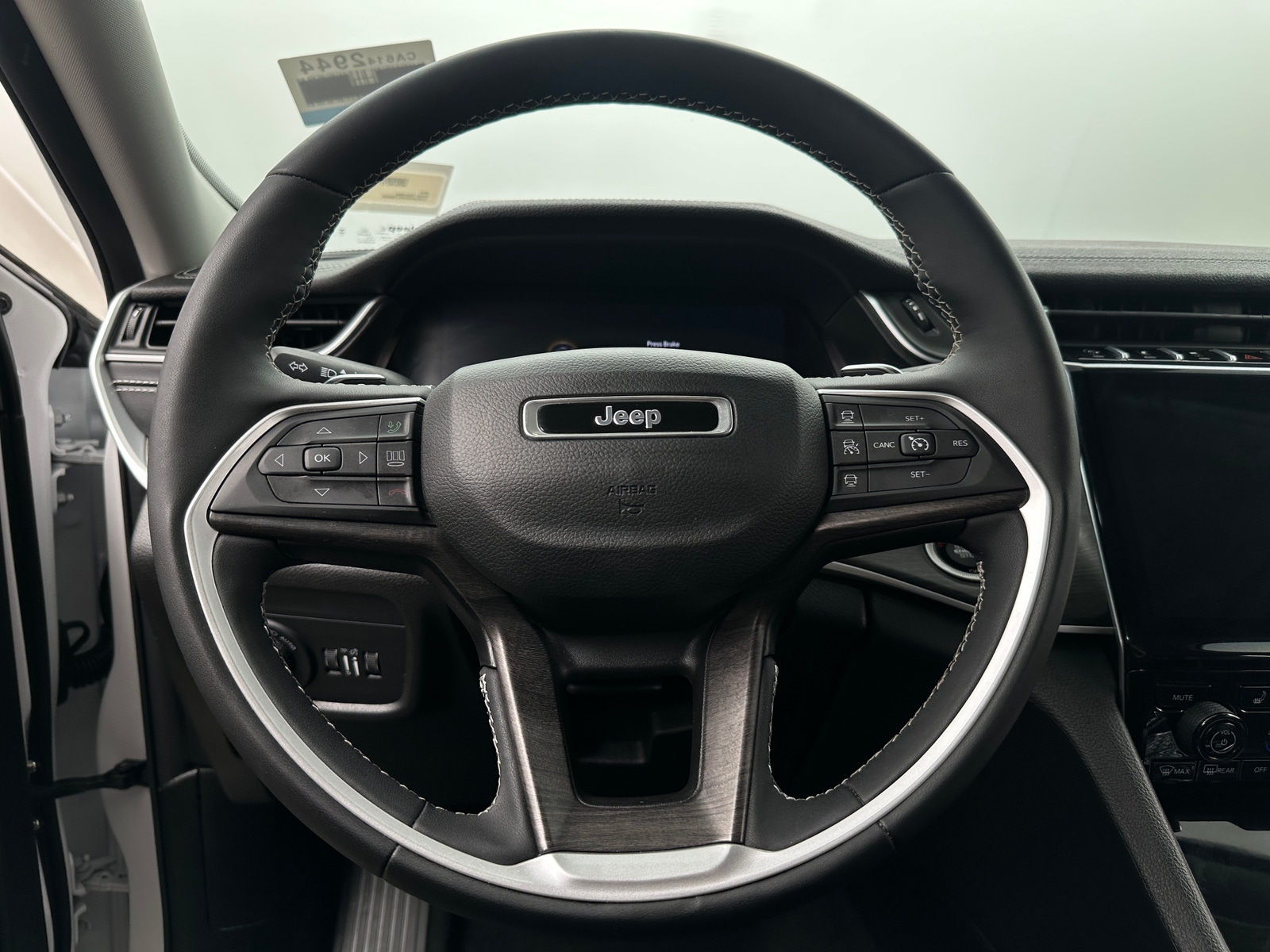 Thumbnail: 2024 Jeep Grand Cherokee - 4