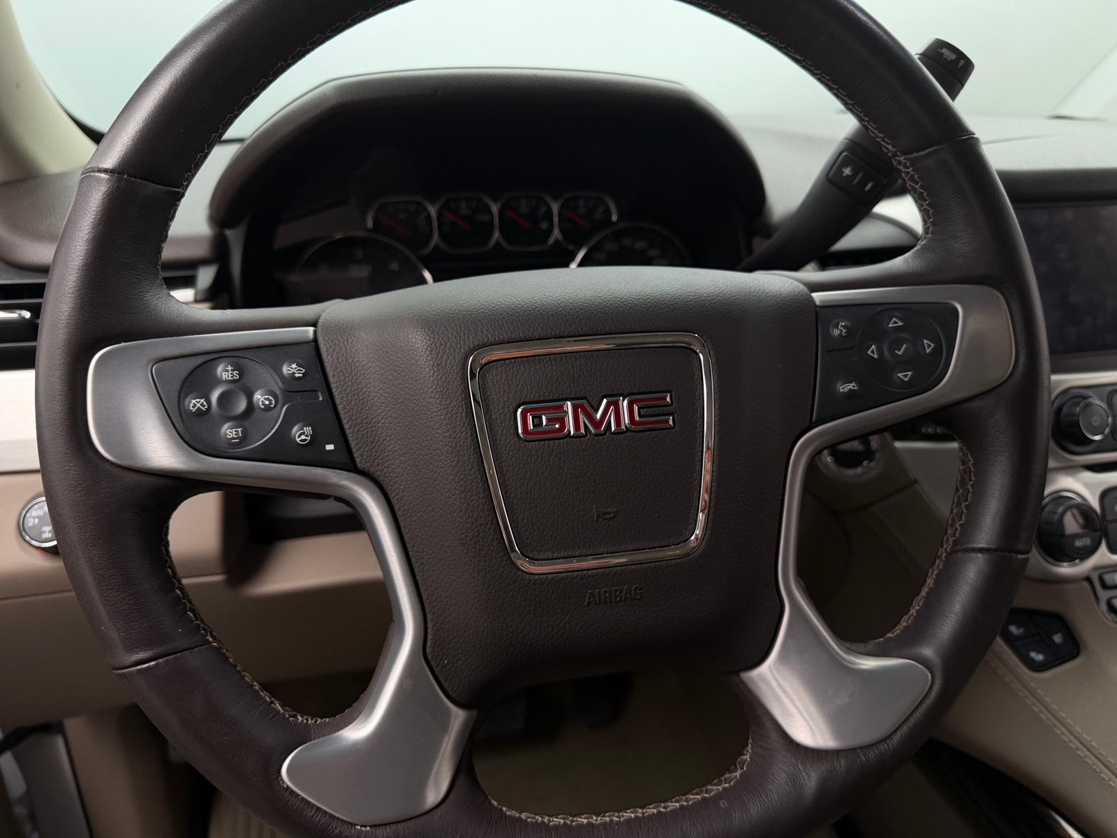 Thumbnail: 2016 GMC Yukon - 4