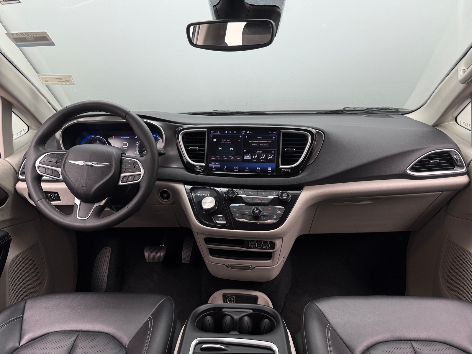 Thumbnail: 2024 Chrysler Pacifica - 2