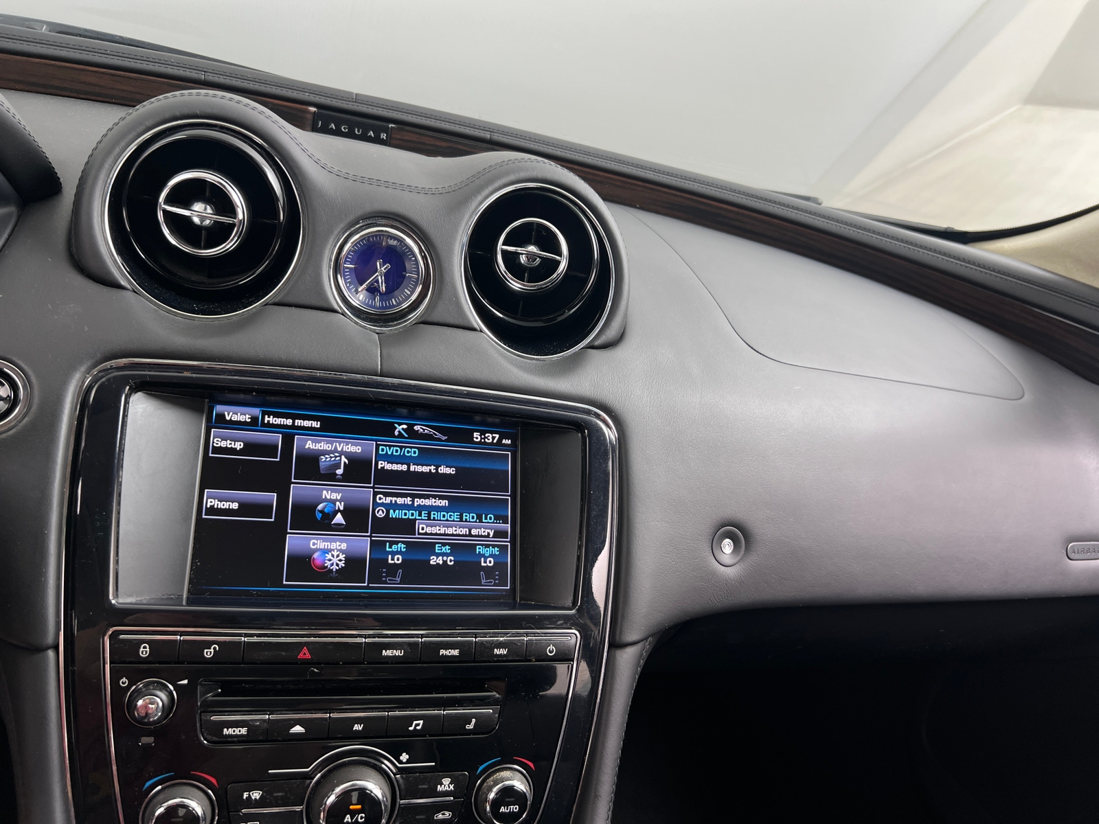 Thumbnail: 2012 Jaguar XJ - 3
