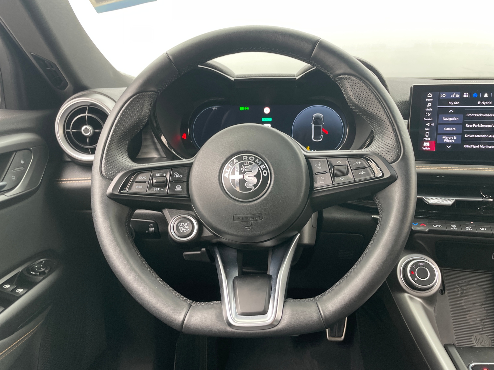 Thumbnail: 2025 Alfa Romeo Tonale - 4