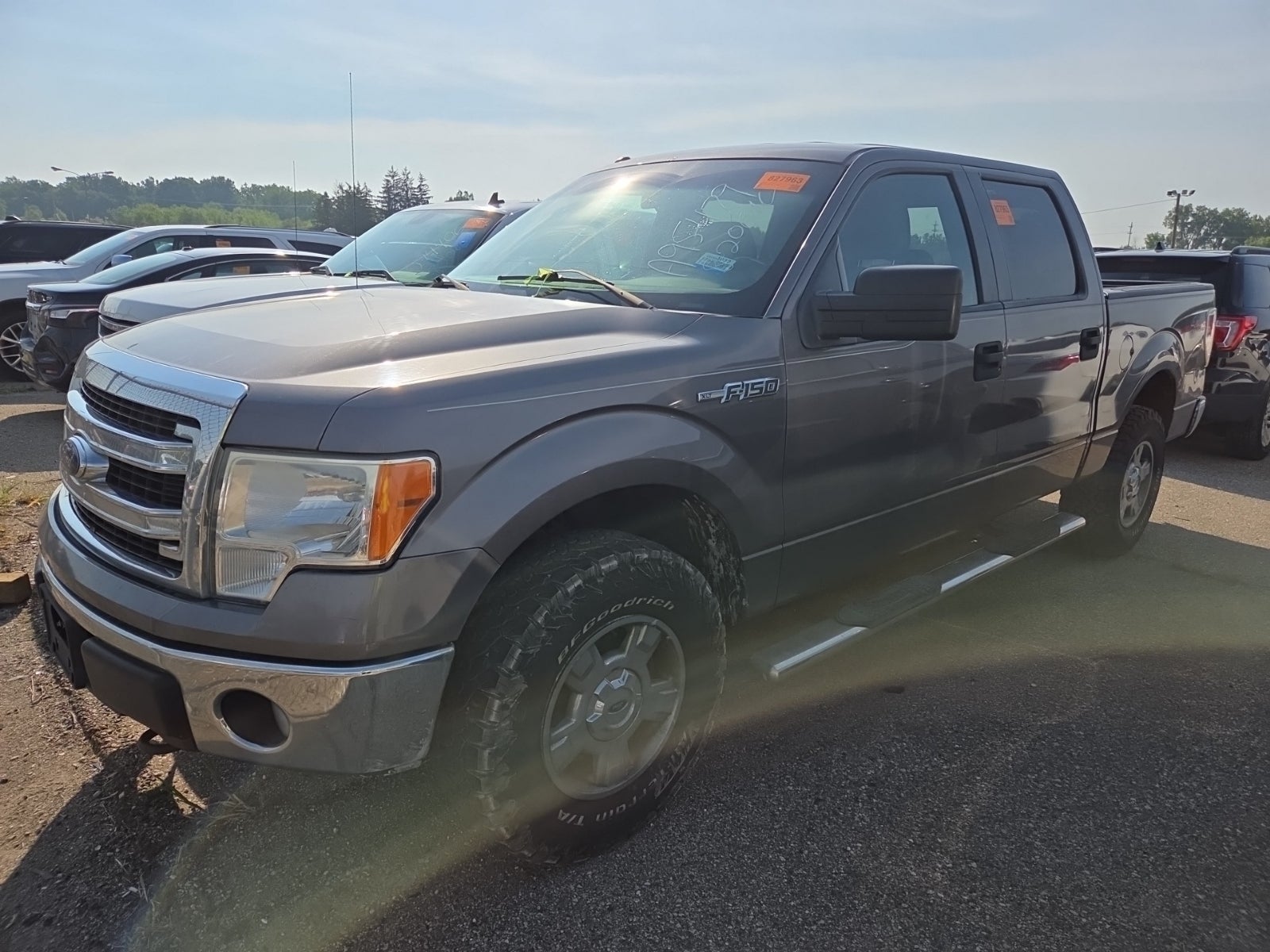 2014 Ford F-150 4WD Supercrew 145" XLT