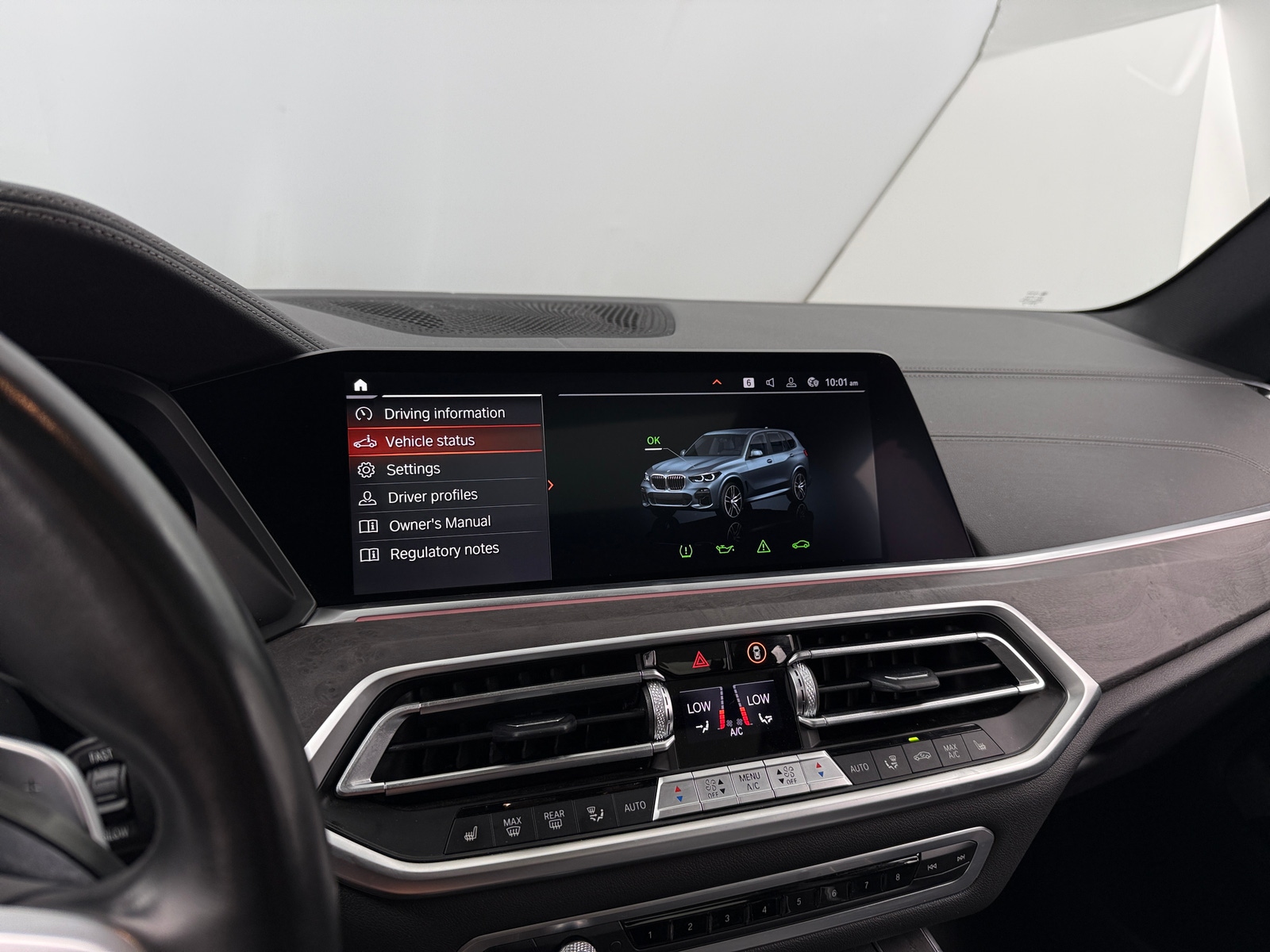 Thumbnail: 2022 BMW X5 - 3