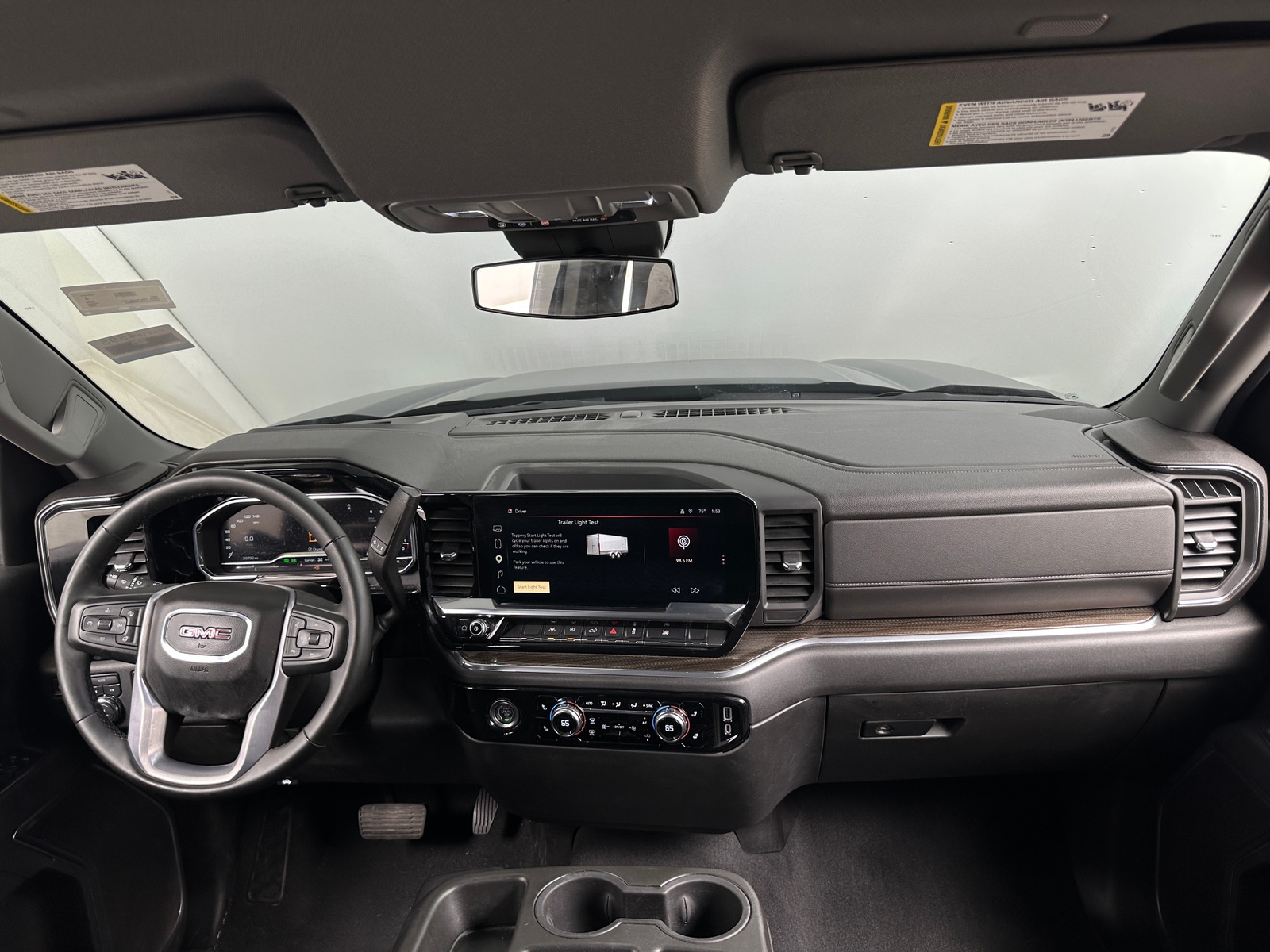 Thumbnail: 2023 GMC Sierra 1500 - 3