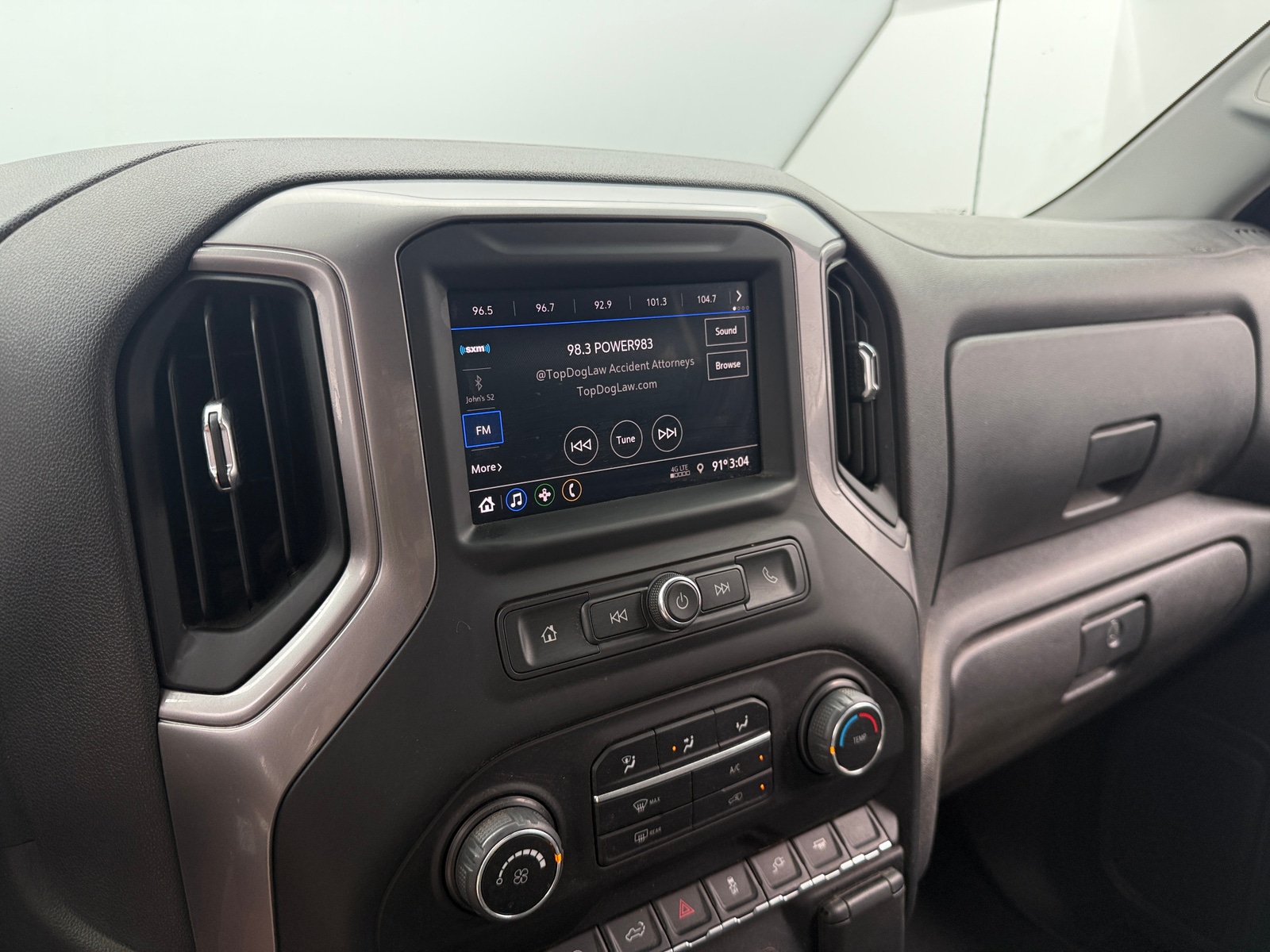 Thumbnail: 2022 Chevrolet Silverado 1500 - 4