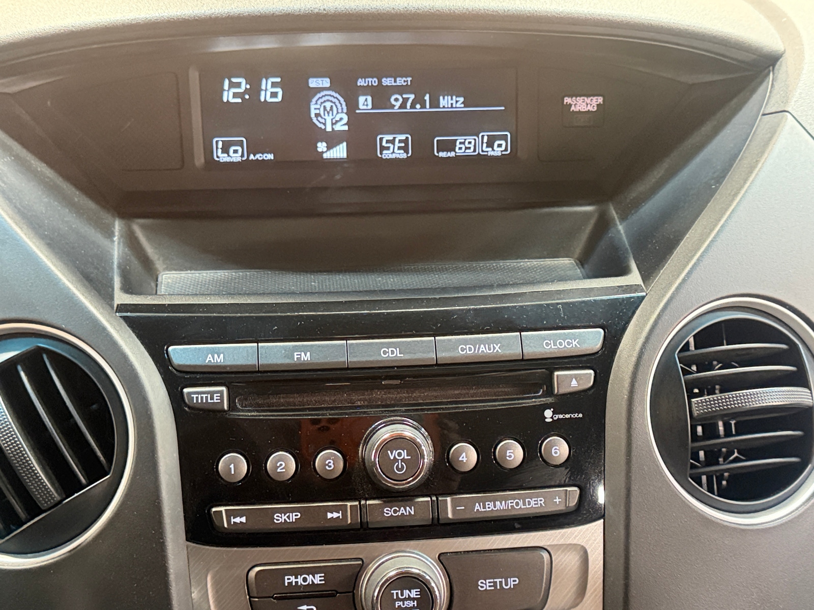 Thumbnail: 2012 Honda Pilot - 4