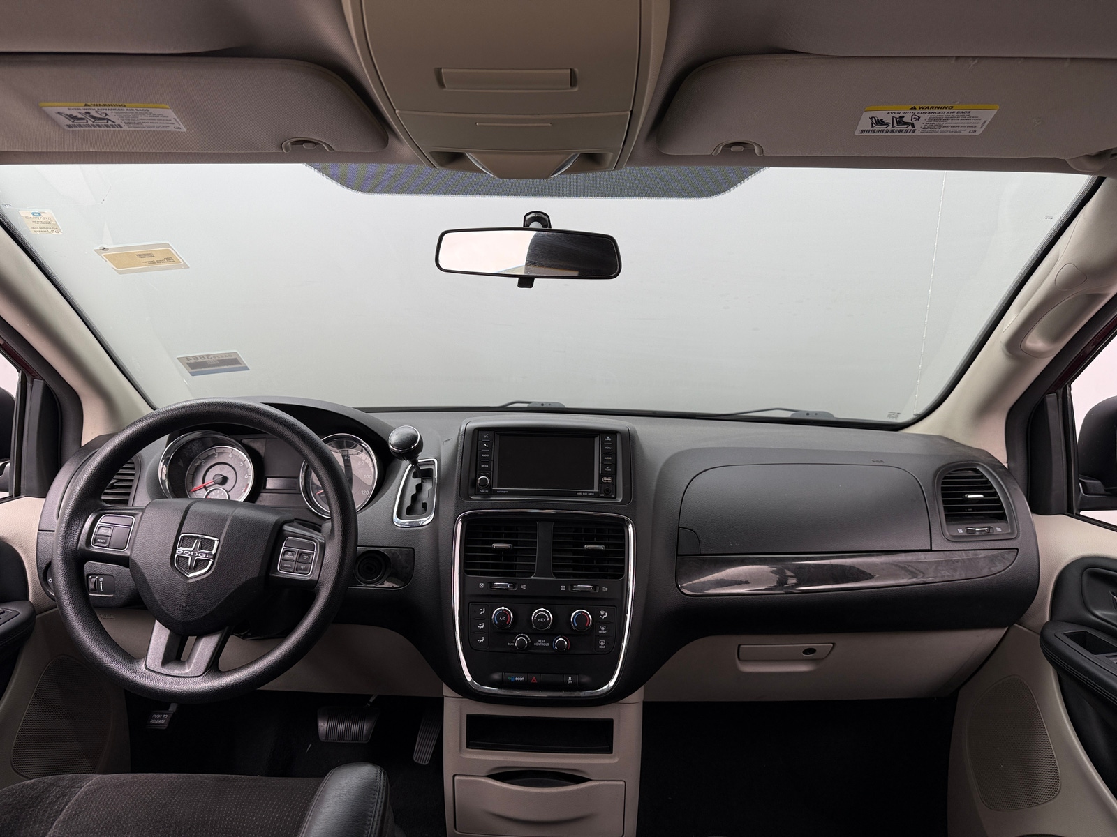Thumbnail: 2018 Dodge Grand Caravan - 3