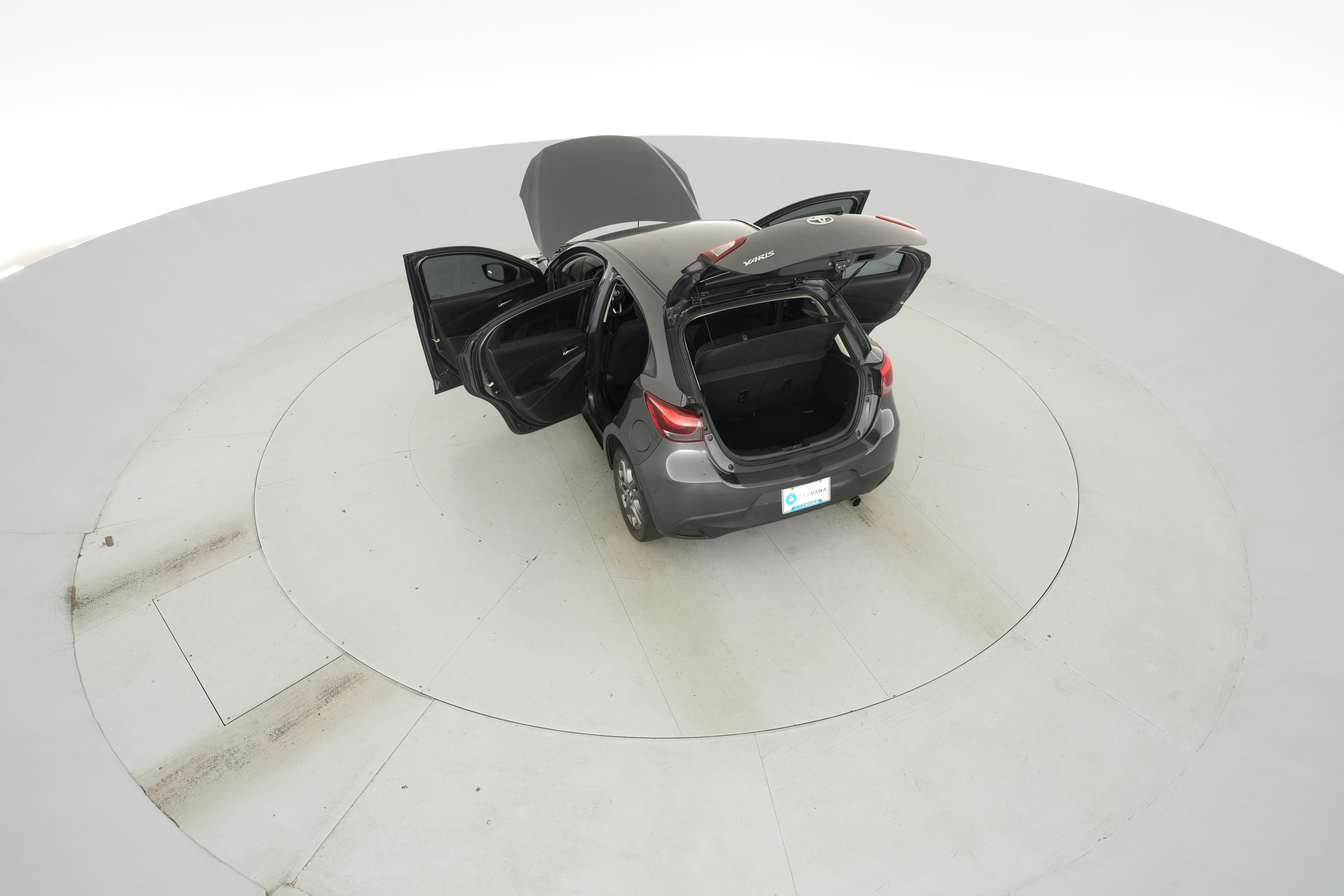 2020 Toyota Yaris LE - Photo 49
