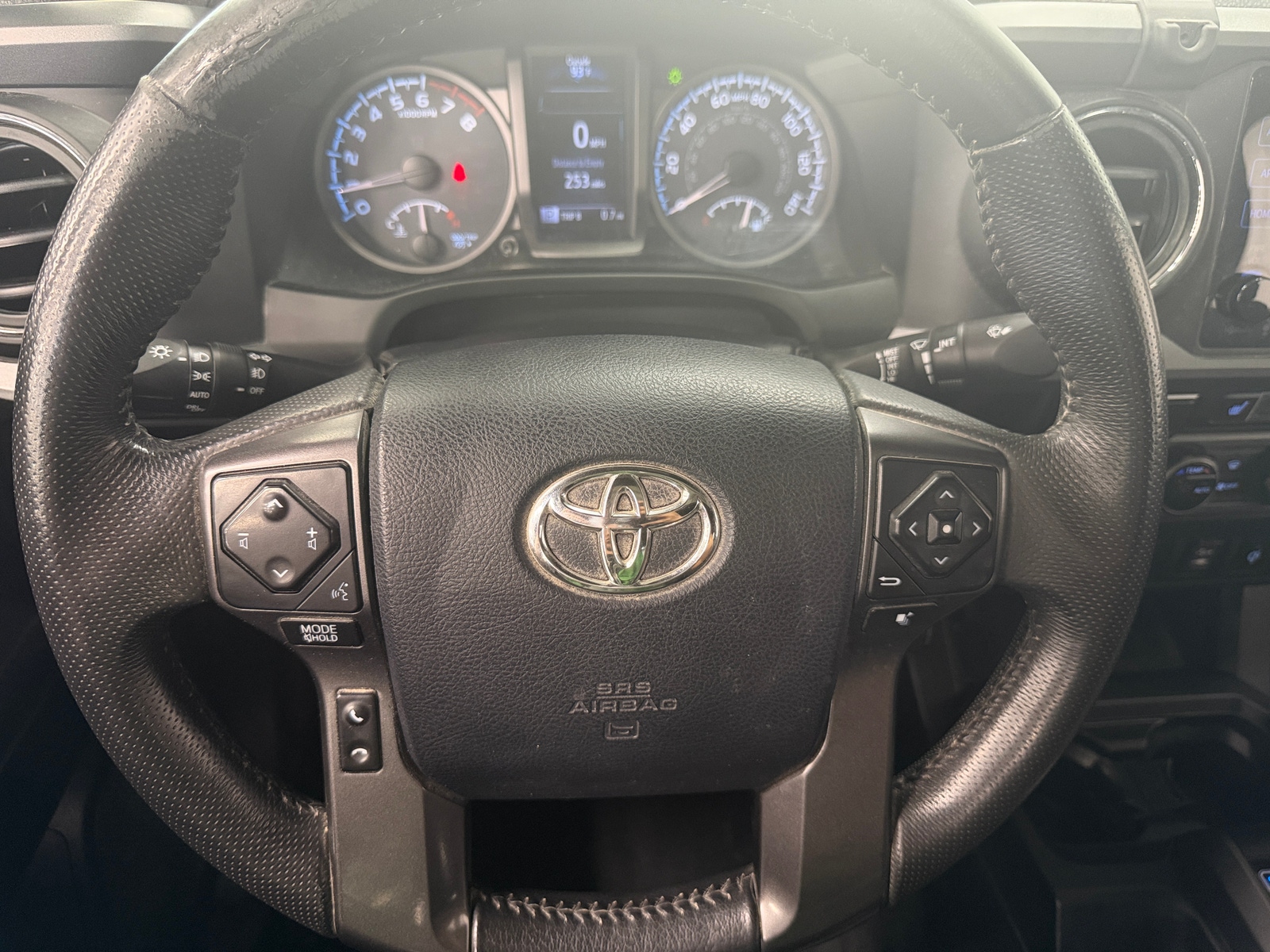 Thumbnail: 2017 Toyota Tacoma - 5