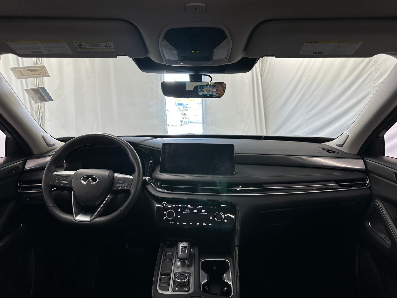 Thumbnail: 2026 INFINITI QX60 - 2