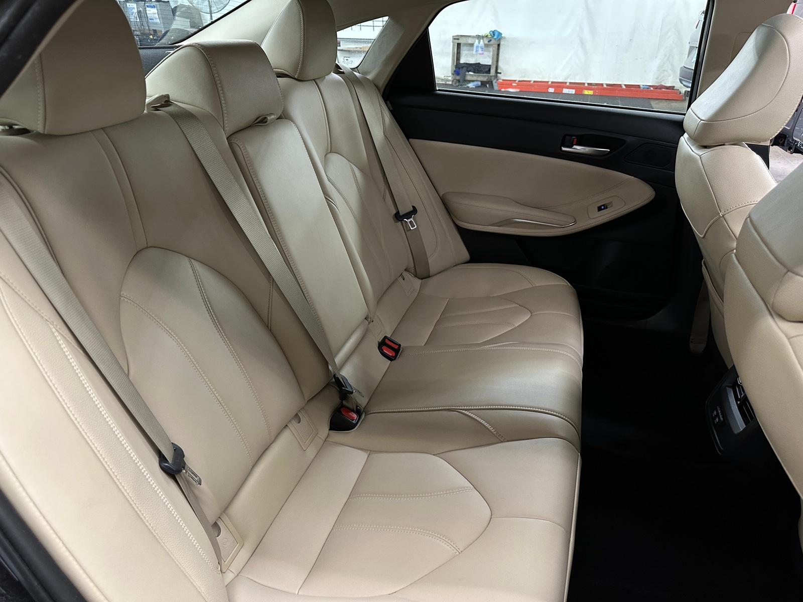 Thumbnail: 2019 Toyota Avalon - 6