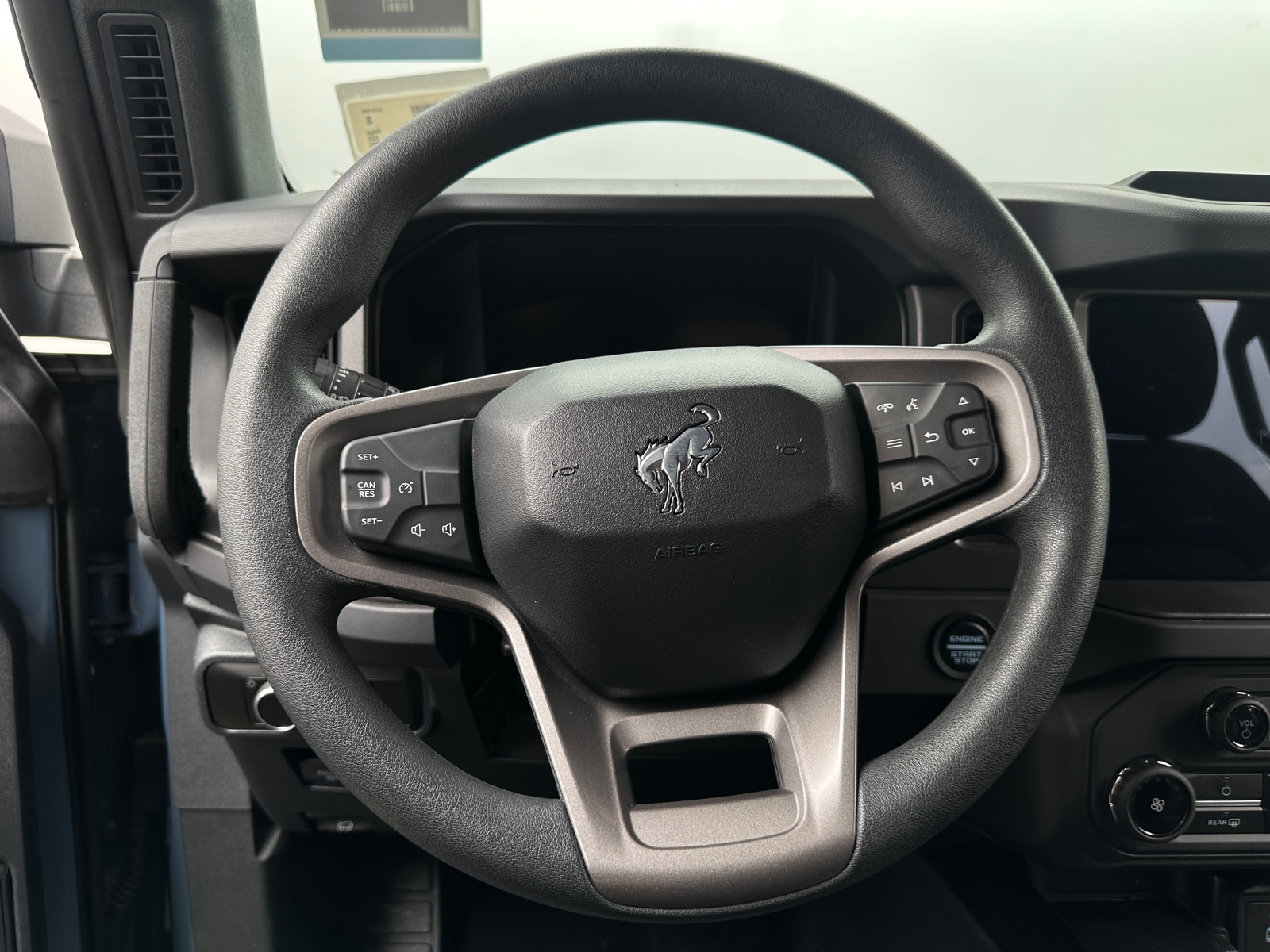 Thumbnail: 2025 Ford Bronco - 5