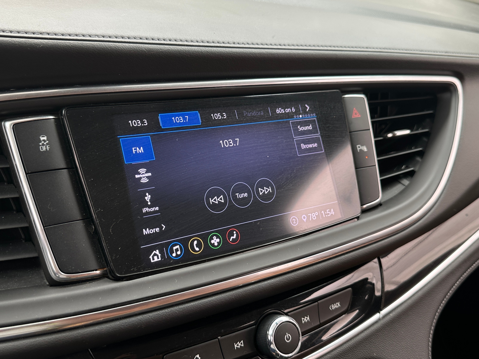 Thumbnail: 2020 Buick Enclave - 3
