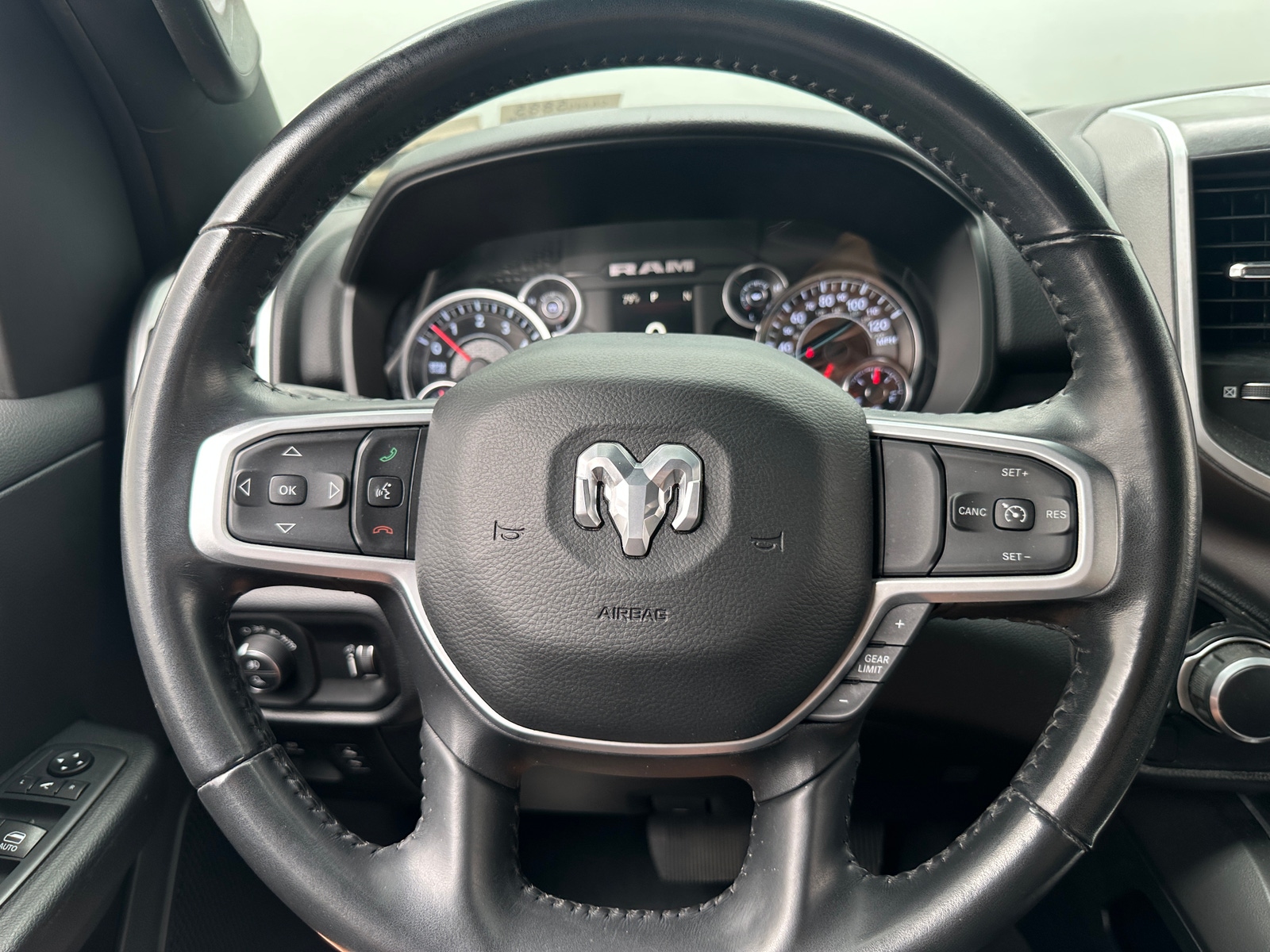 Thumbnail: 2020 RAM 1500 - 5