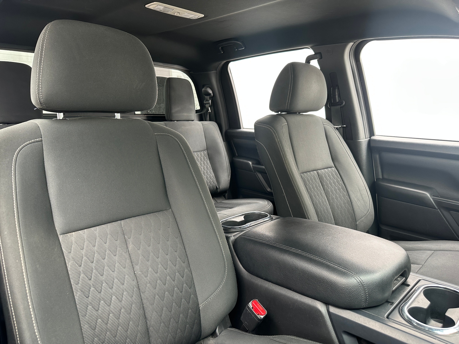 Thumbnail: 2019 Nissan Titan - 2