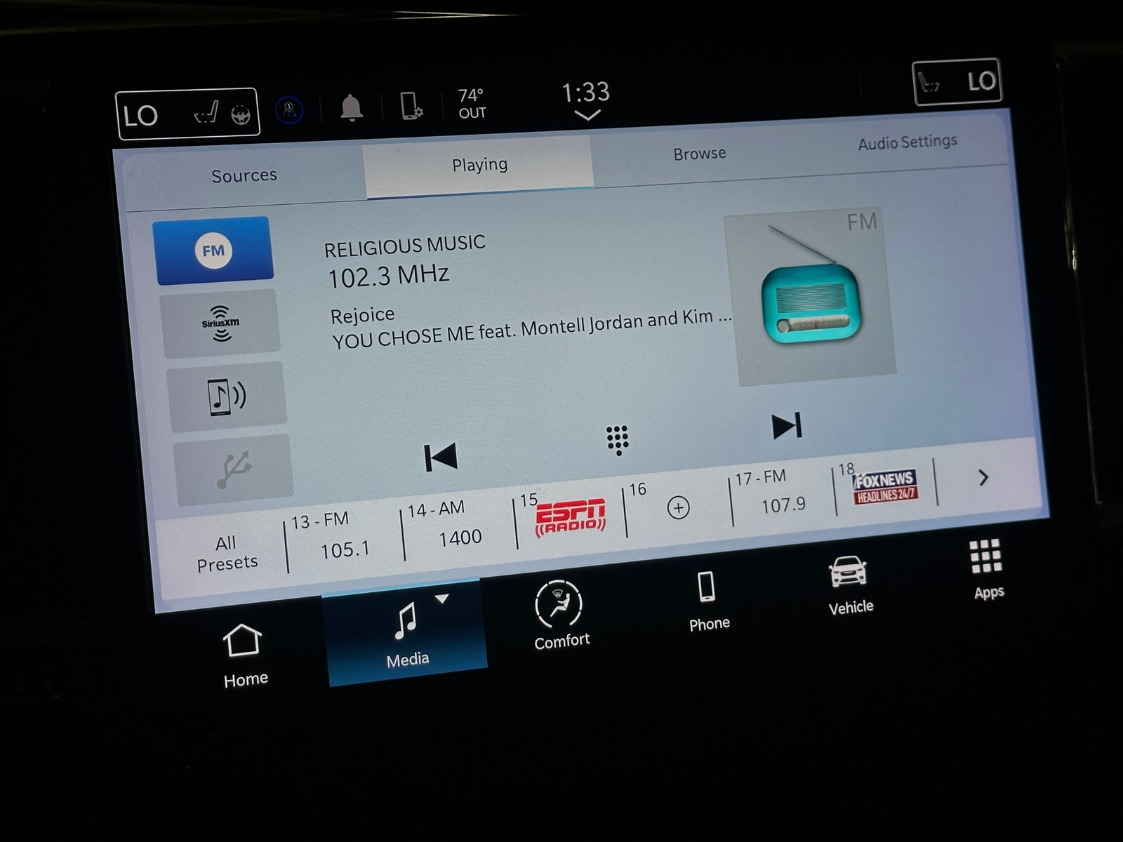 Thumbnail: 2024 Chrysler Pacifica - 3