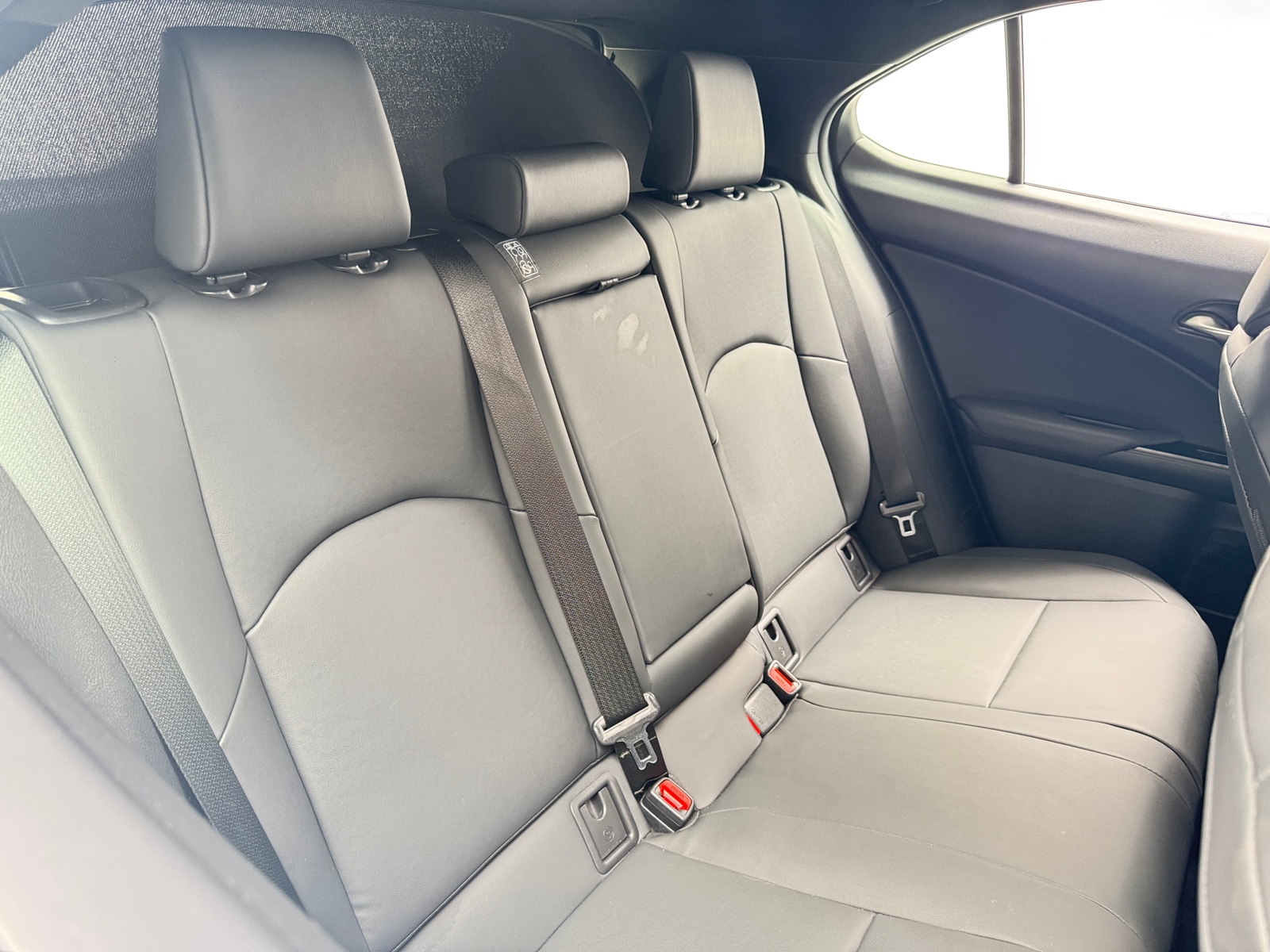 Thumbnail: 2023 Lexus UX - 5