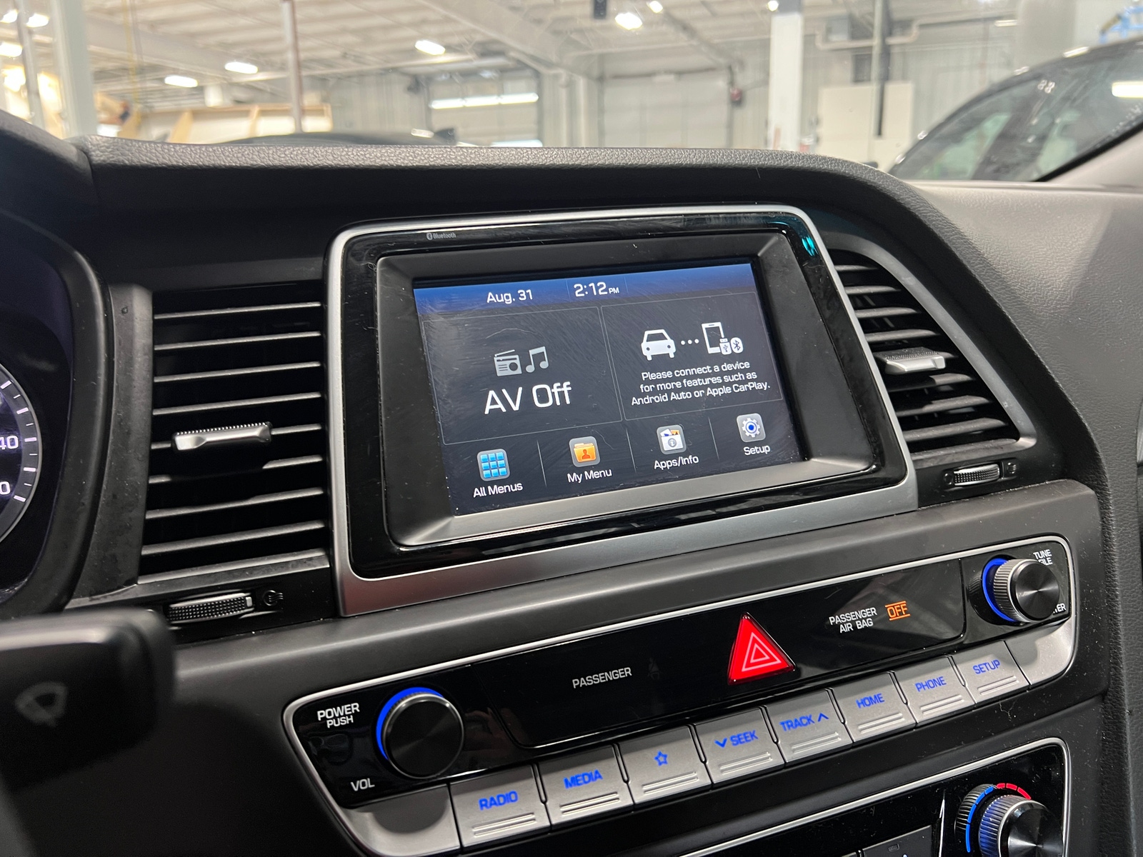 Thumbnail: 2019 Hyundai Sonata - 4