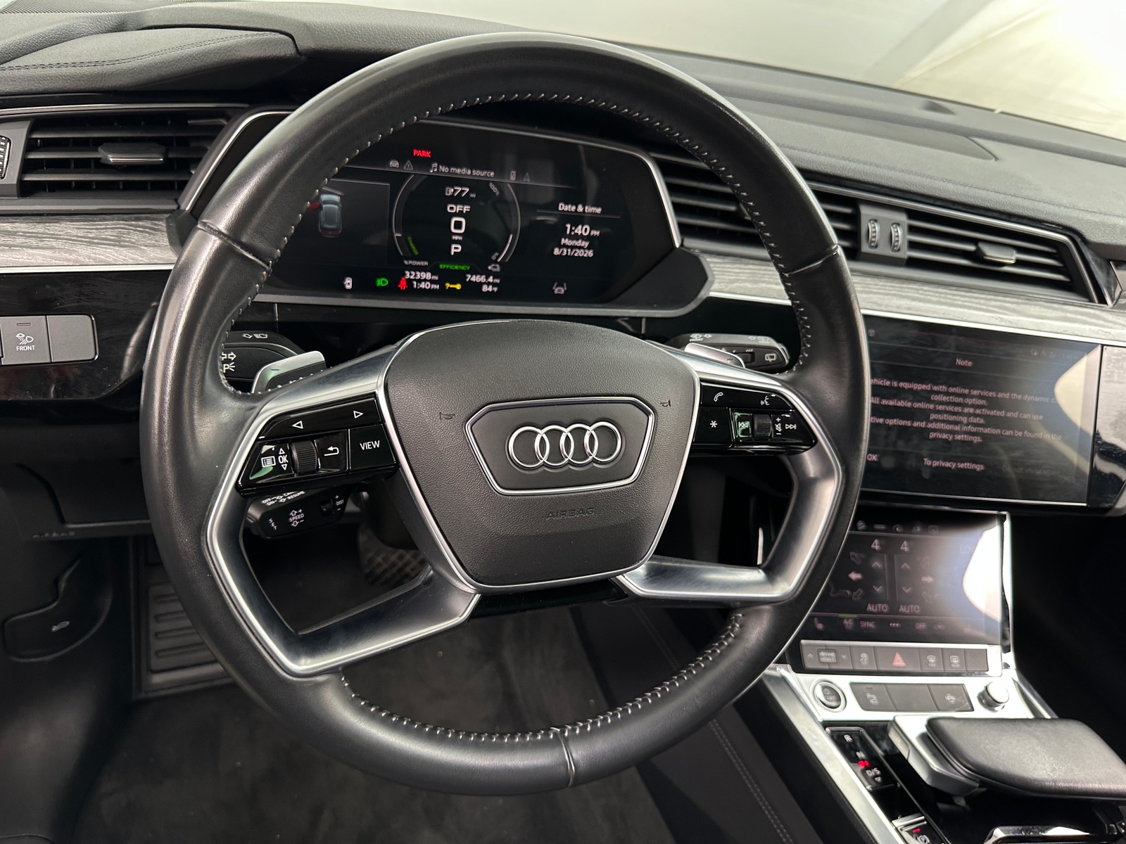 Thumbnail: 2021 Audi e-tron - 5