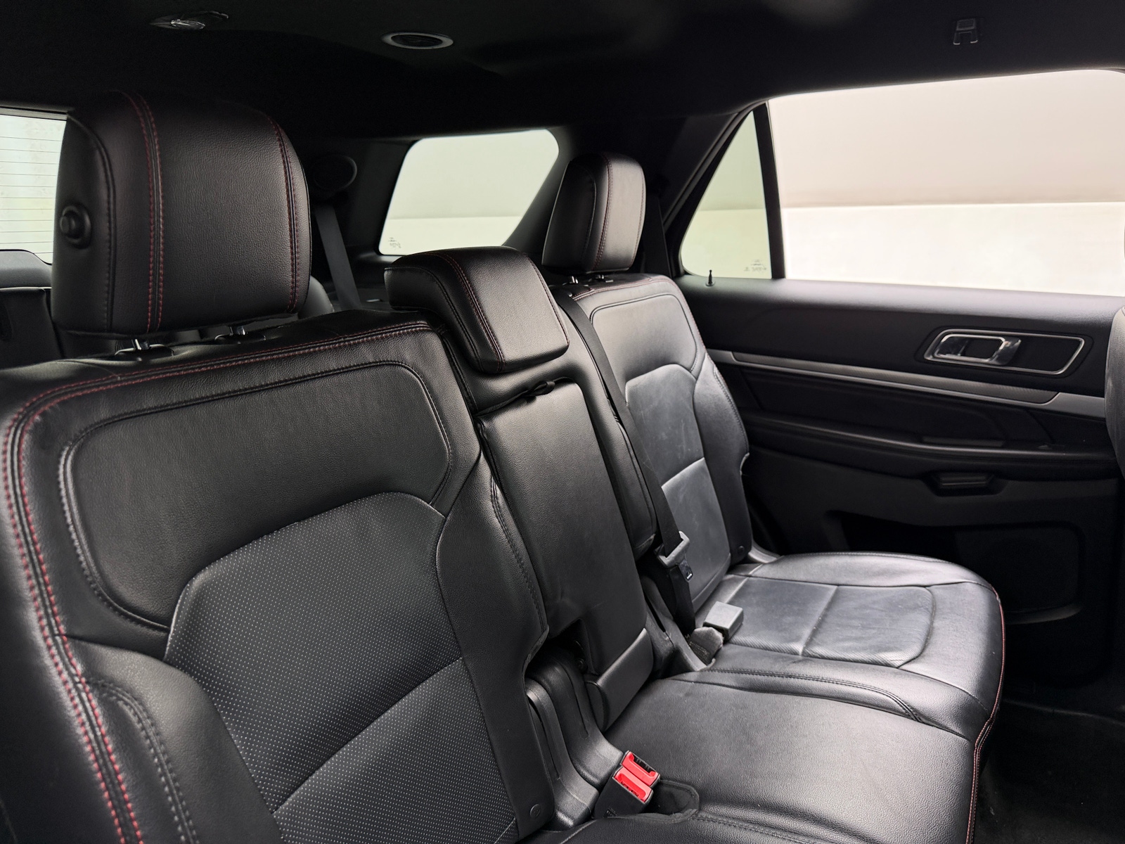 Thumbnail: 2017 Ford Explorer - 5