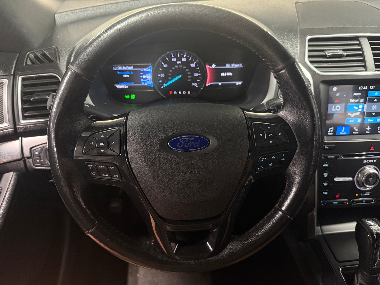 Thumbnail: 2017 Ford Explorer - 4