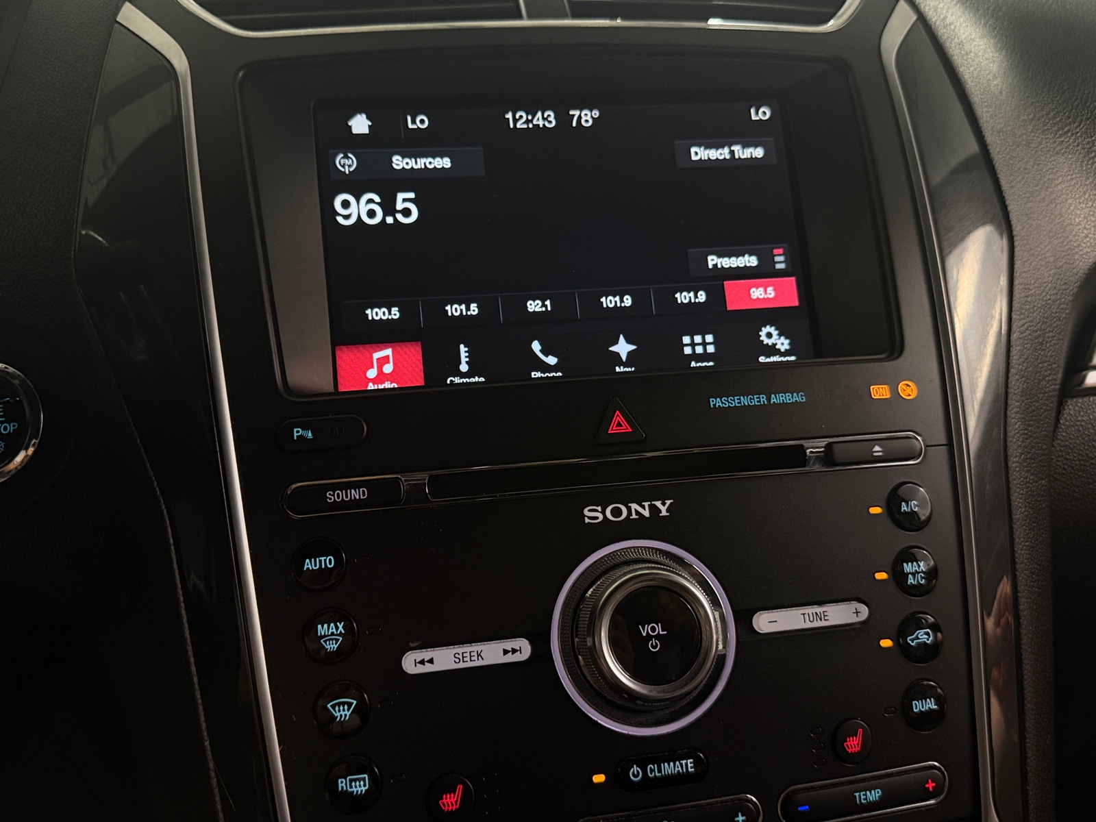 Thumbnail: 2017 Ford Explorer - 3