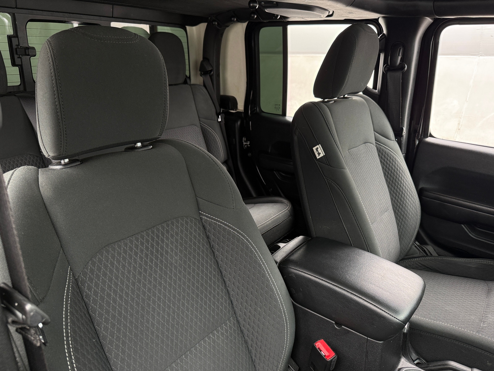 Thumbnail: 2021 Jeep Gladiator - 2