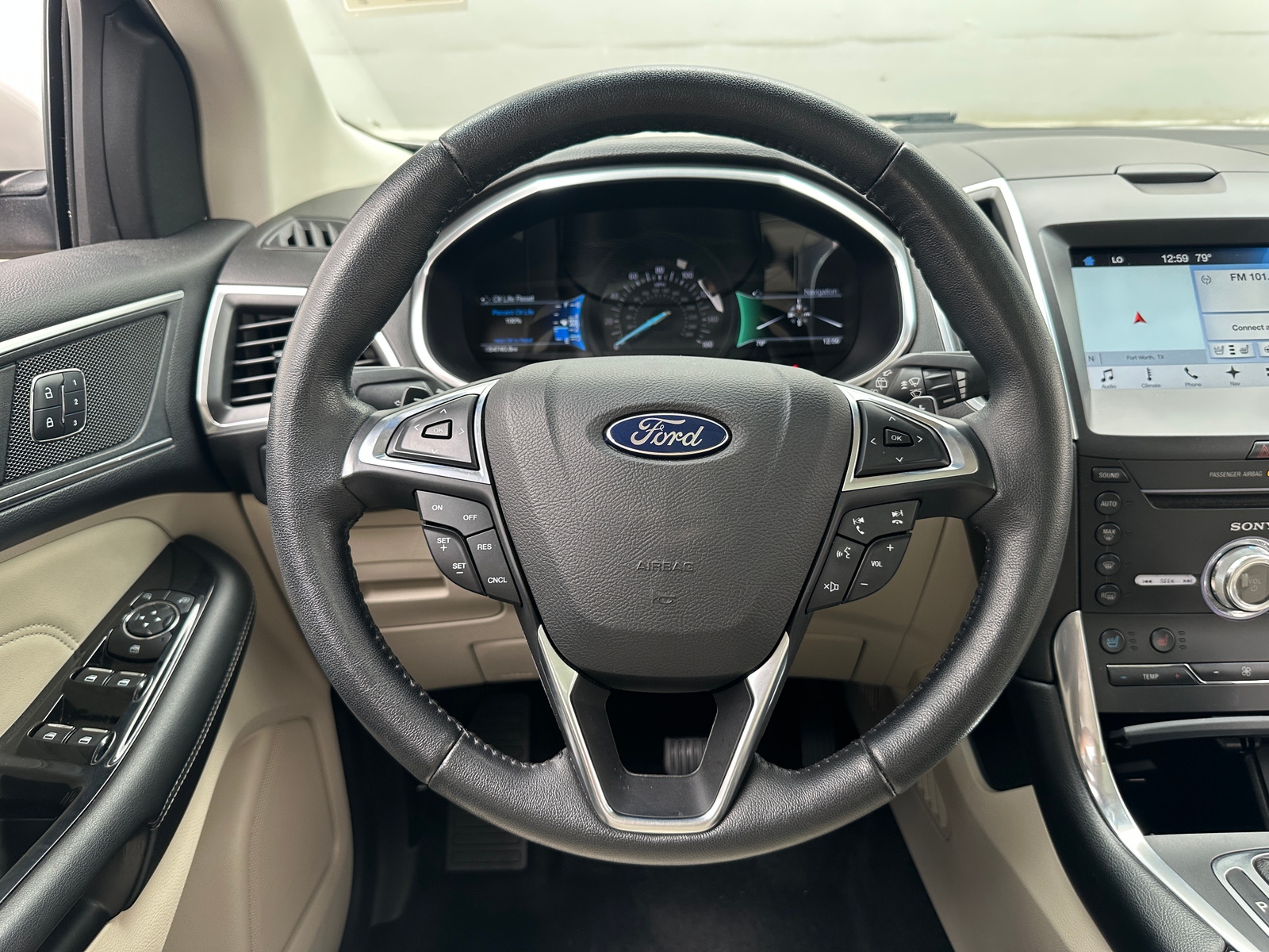 Thumbnail: 2017 Ford Edge - 4