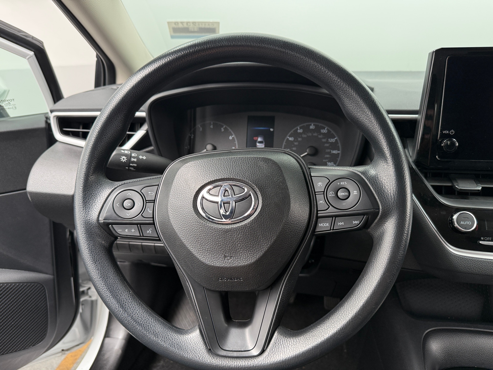 Thumbnail: 2025 Toyota Corolla - 5