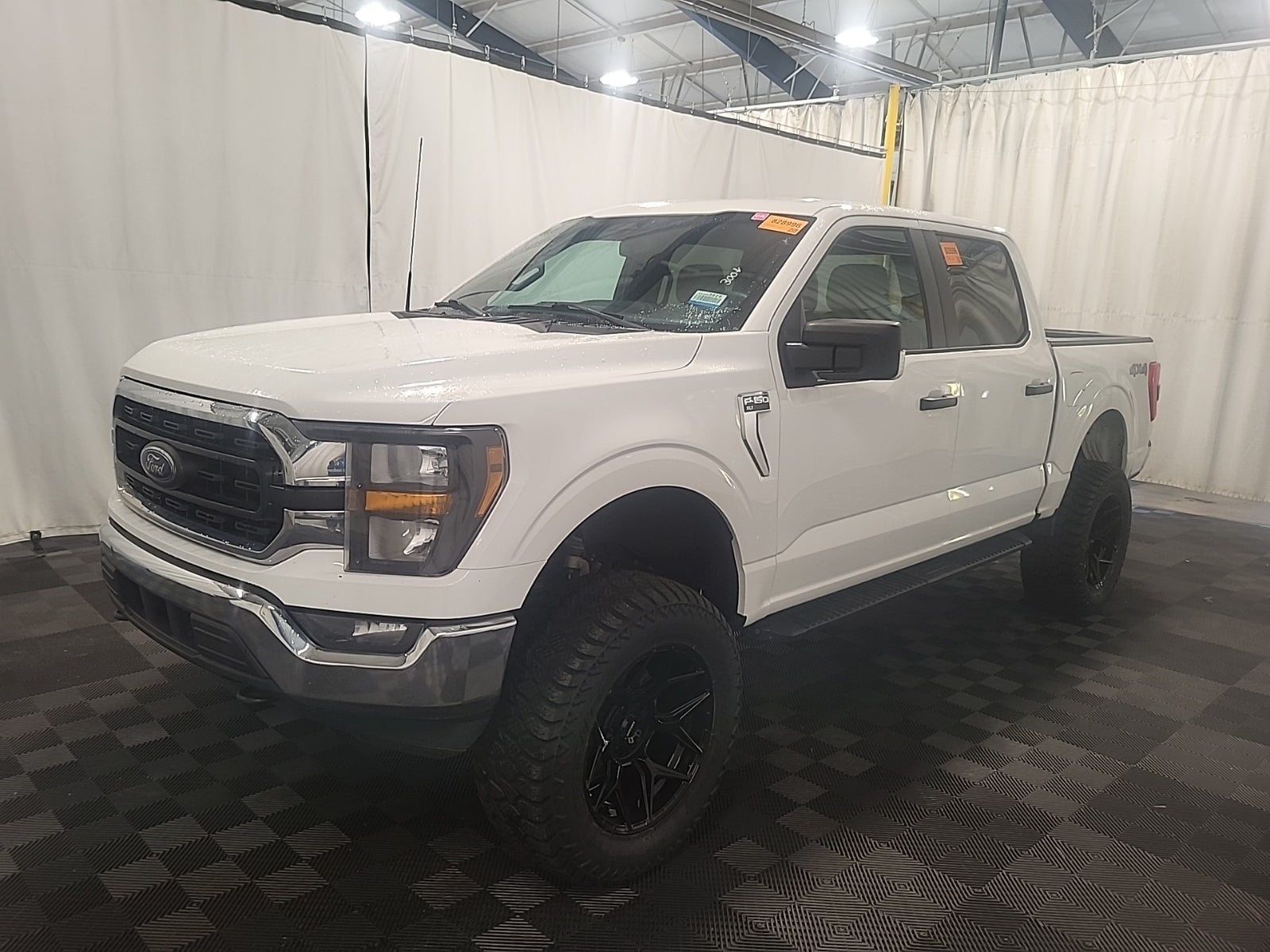2023 Ford F-150 XLT 4WD Supercrew 5.5' Box